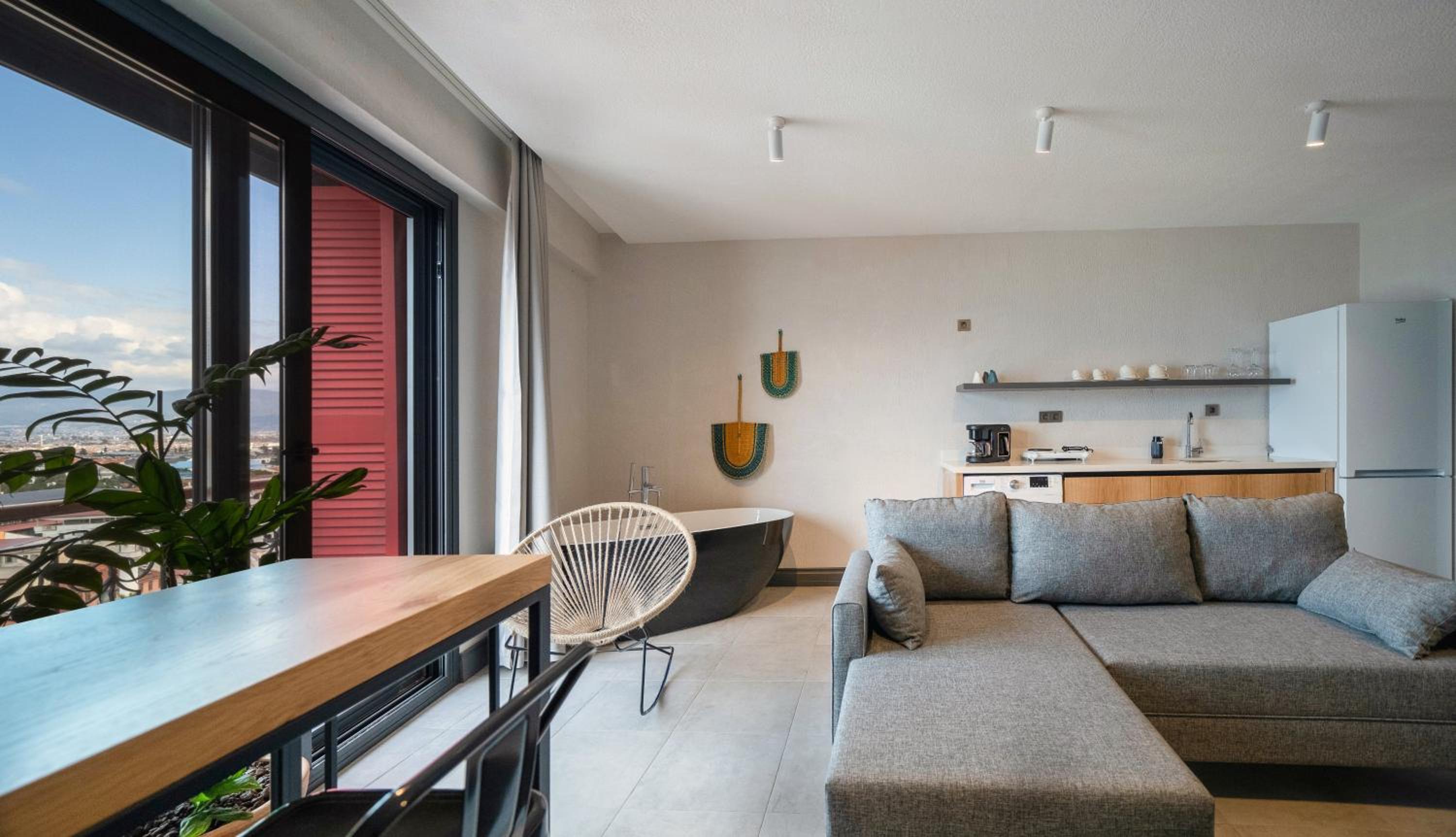 Reddoors Suites Deniz Manzaralı - Image 17