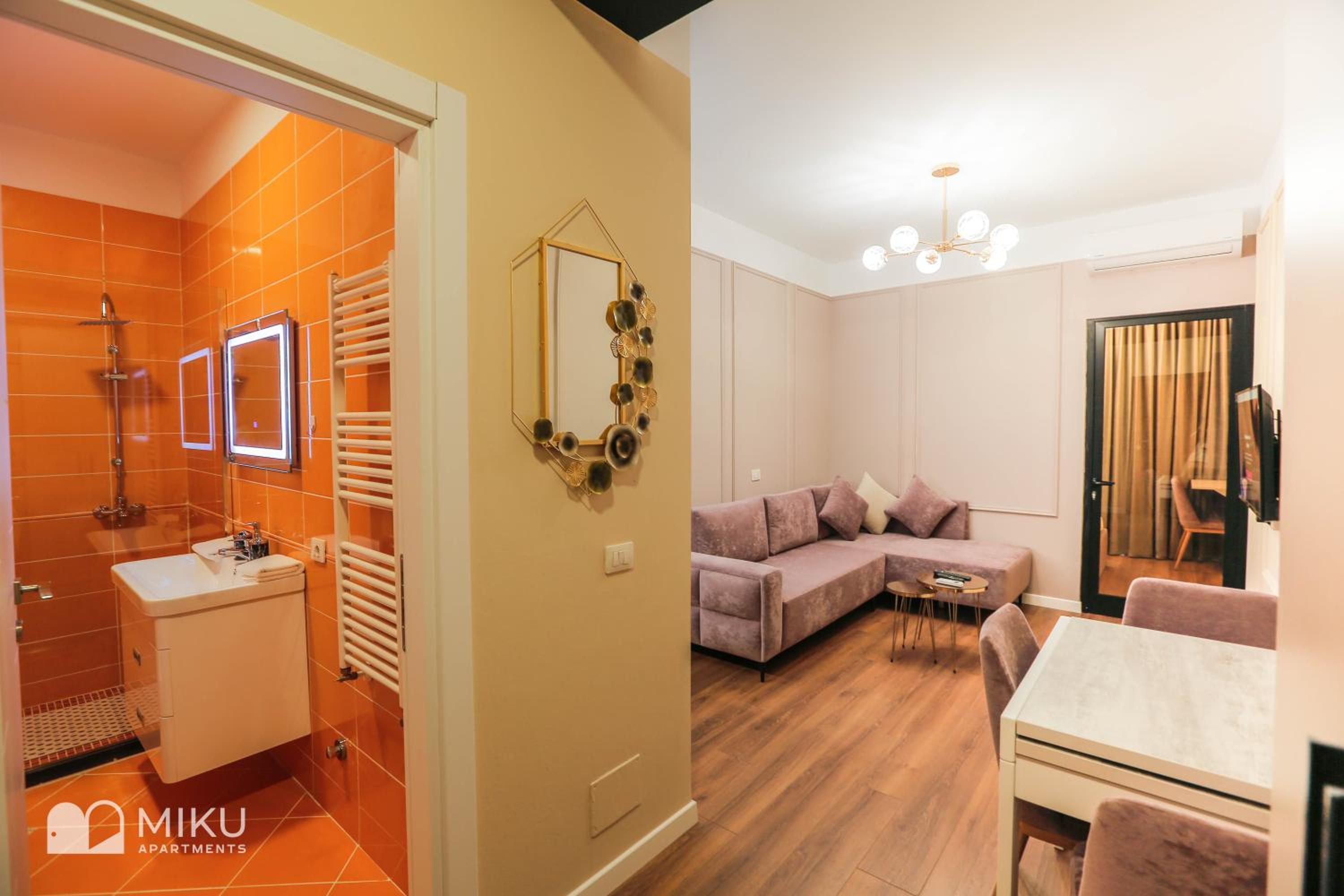 Miku Apartment - Perfect 1Bedroom At Komuna e Parisit