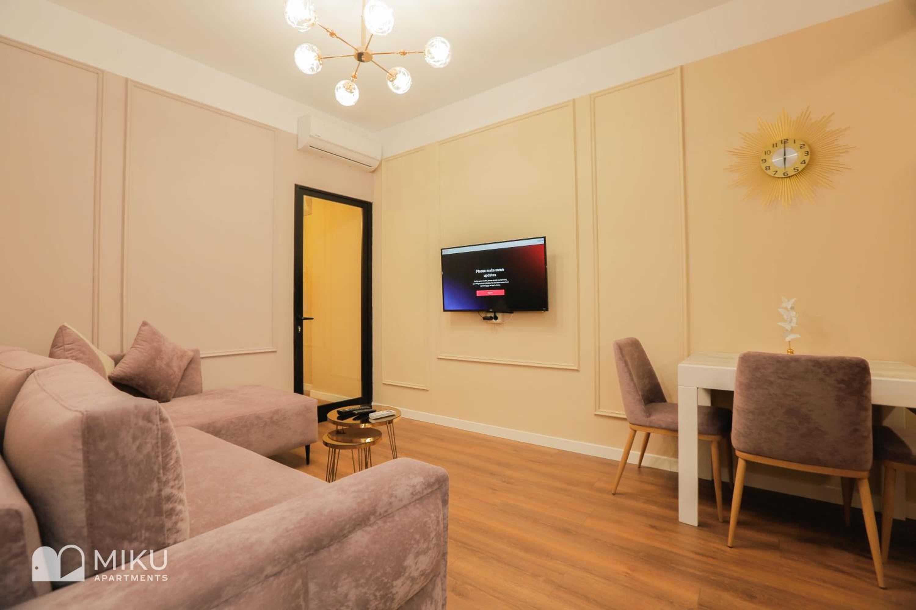 Miku Apartment - Perfect 1Bedroom At Komuna e Parisit