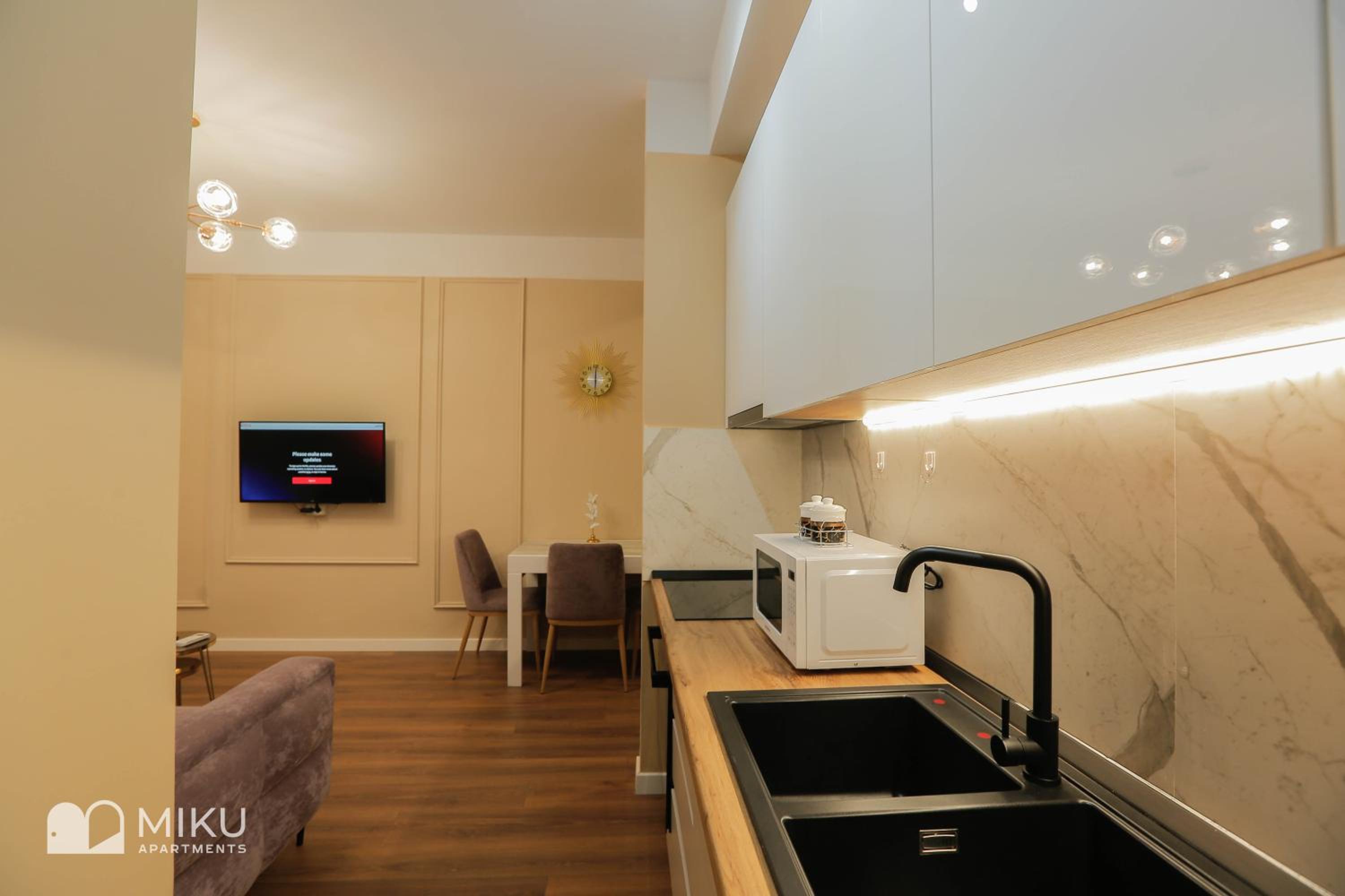Miku Apartment - Perfect 1Bedroom At Komuna e Parisit