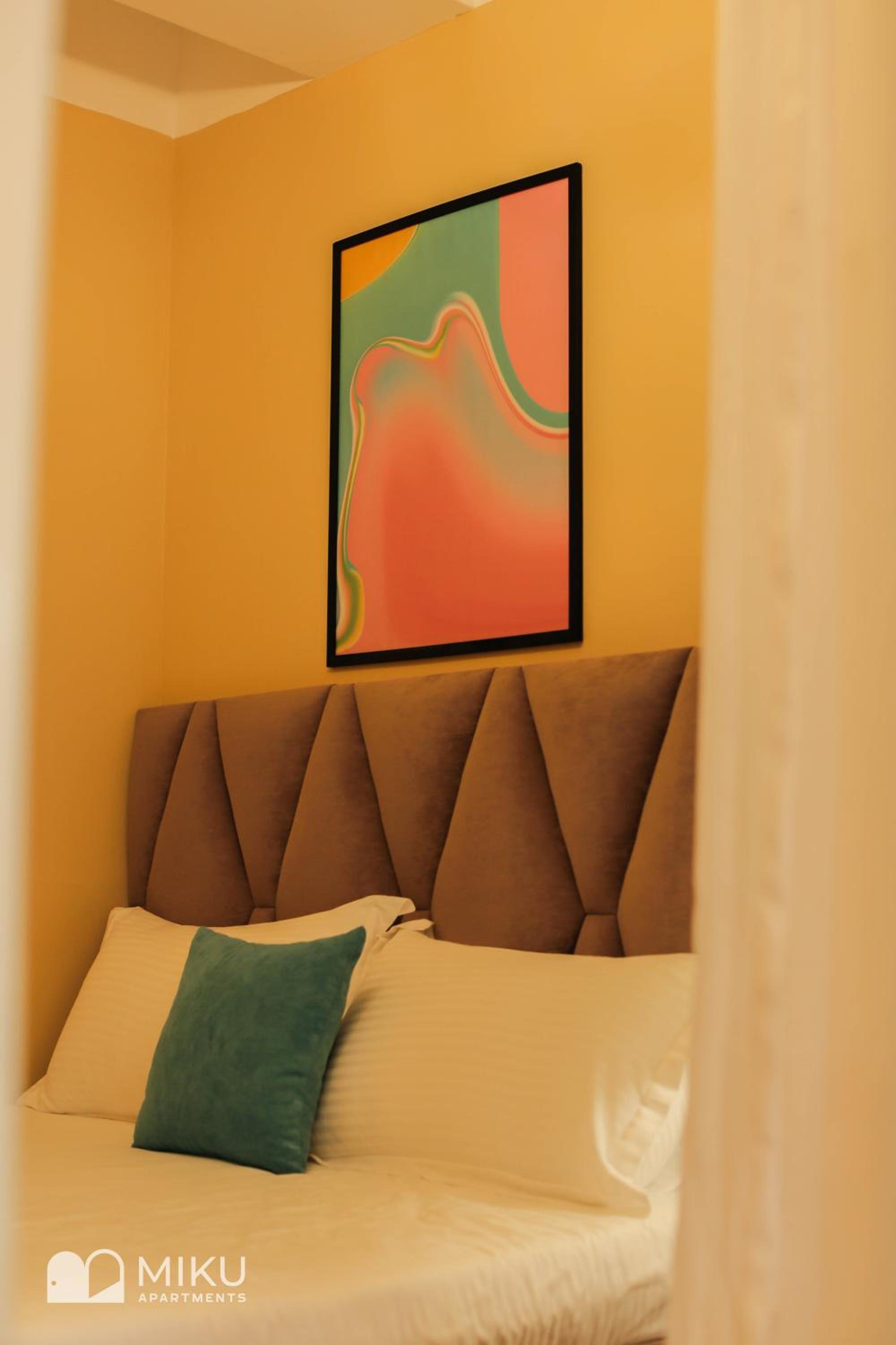 Miku Apartment - Perfect 1Bedroom At Komuna e Parisit