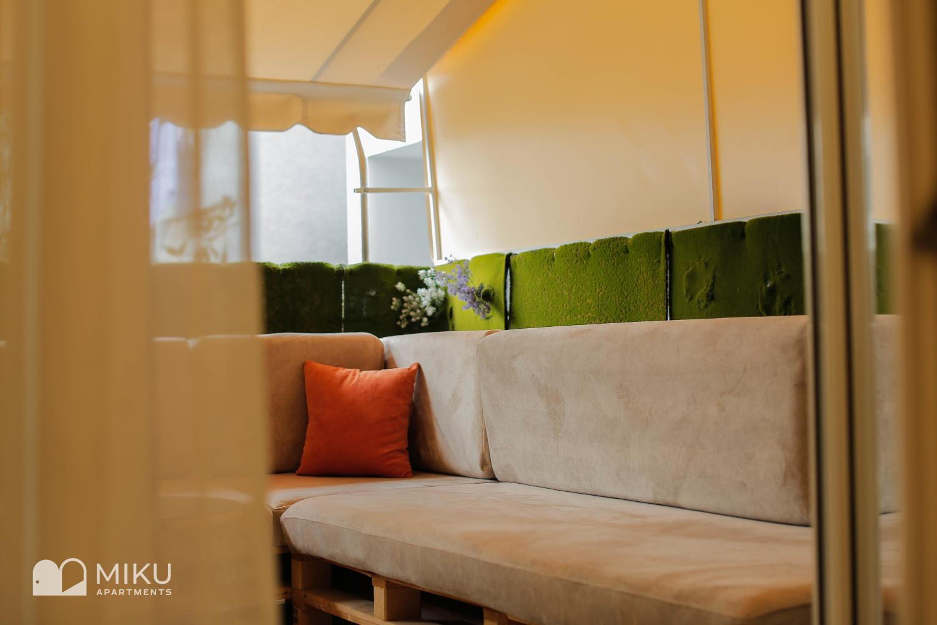 Miku Apartment - Perfect 1Bedroom At Komuna e Parisit