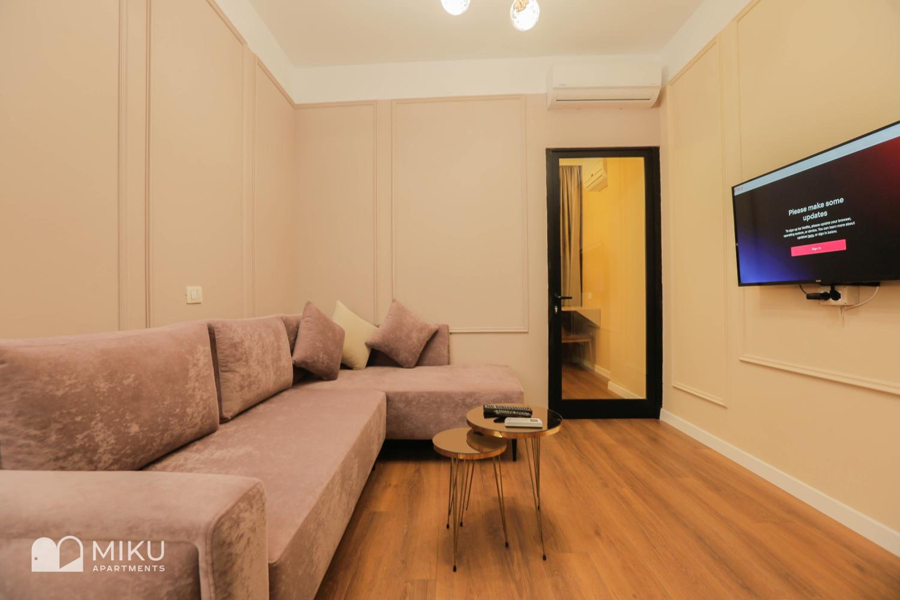 Miku Apartment - Perfect 1Bedroom At Komuna e Parisit