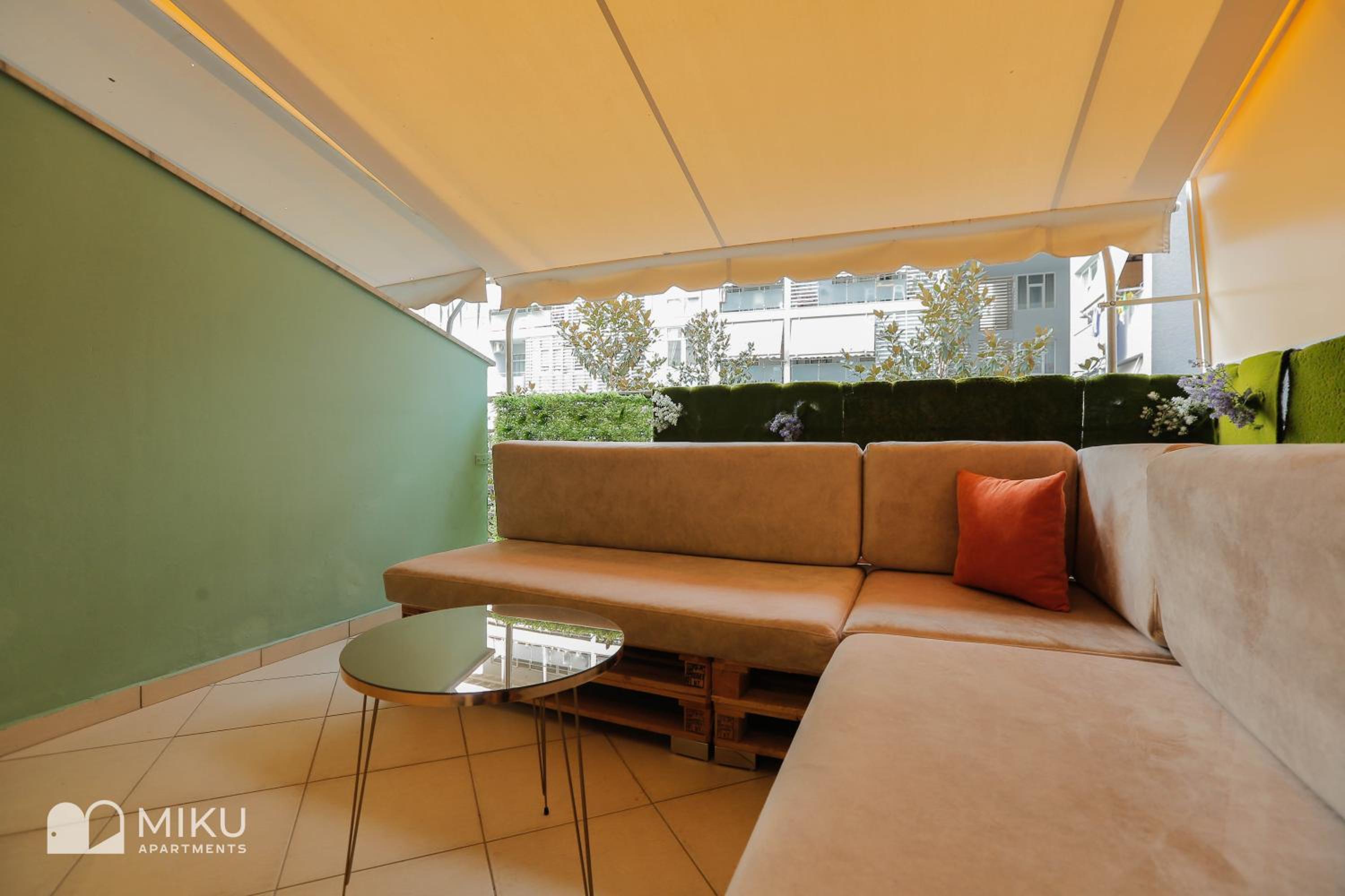 Miku Apartment - Perfect 1Bedroom At Komuna e Parisit