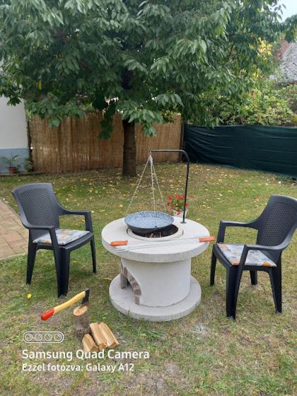 Írisz Apartman