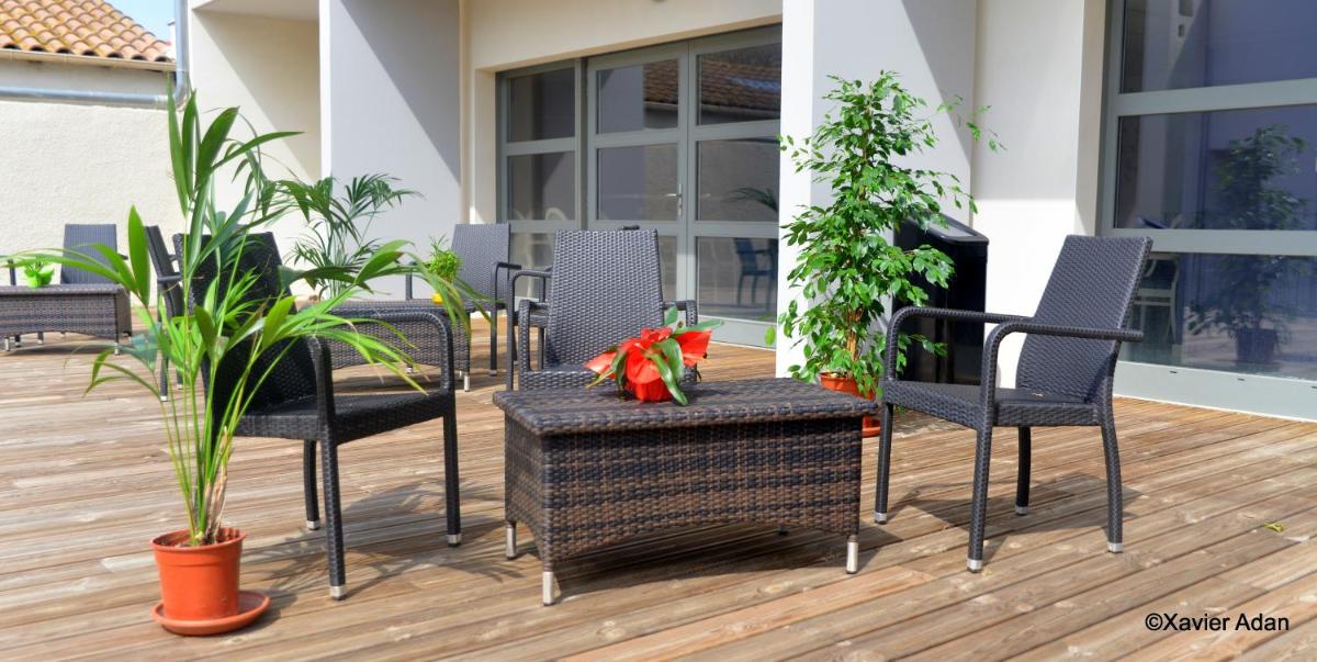 balcony