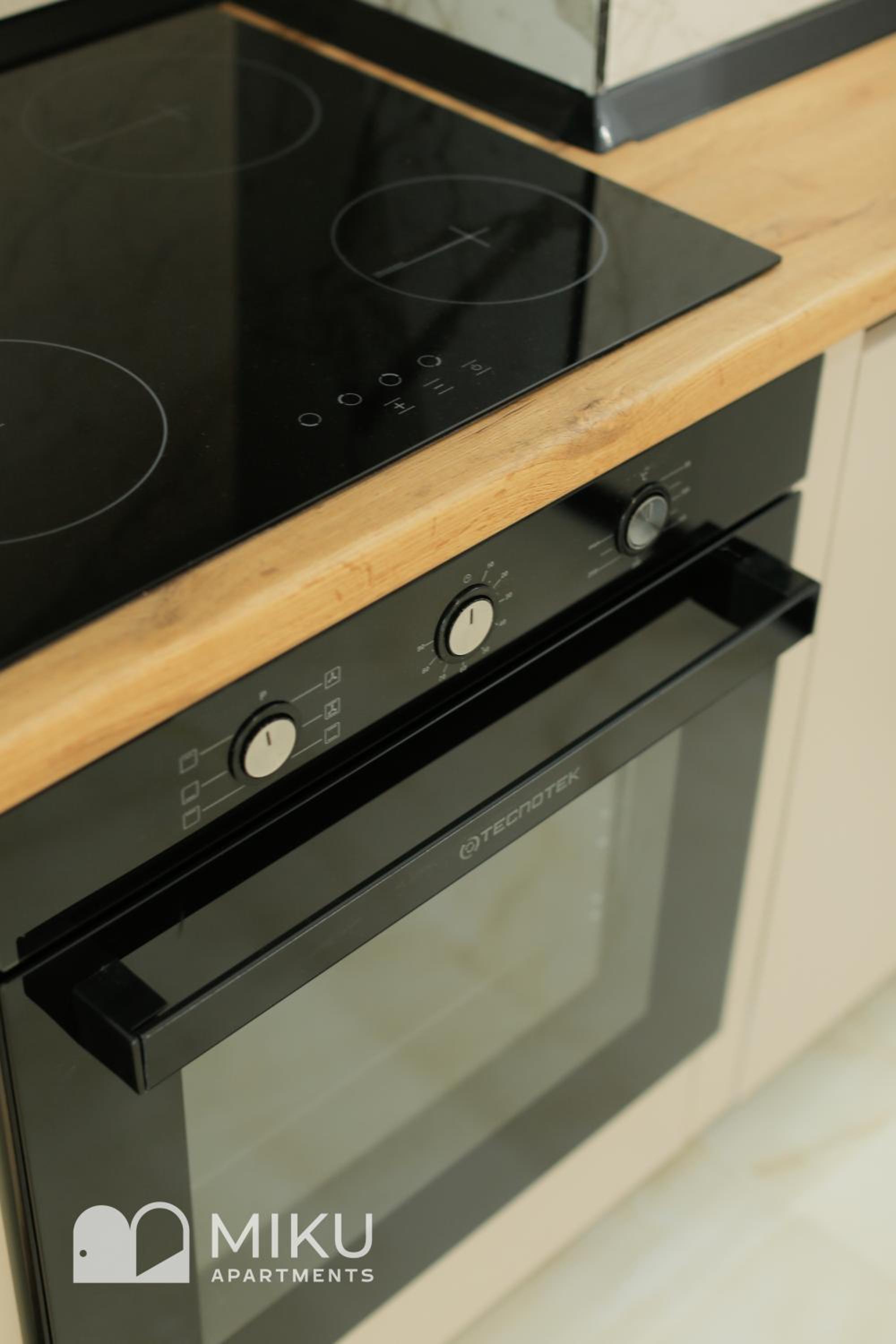 Miku Apartment-Elegant 1BD Apartment At Olympic Residence