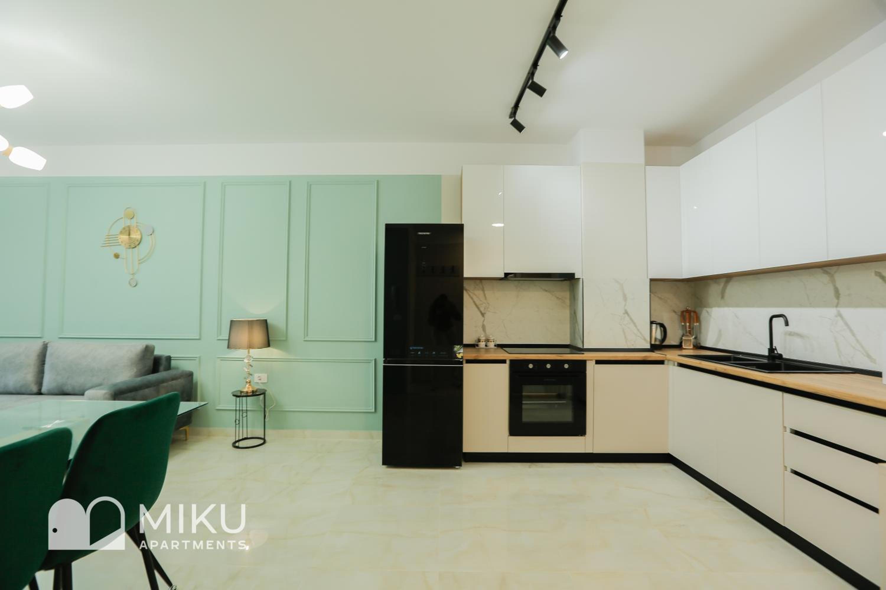 Miku Apartment-Elegant 1BD Apartment At Olympic Residence