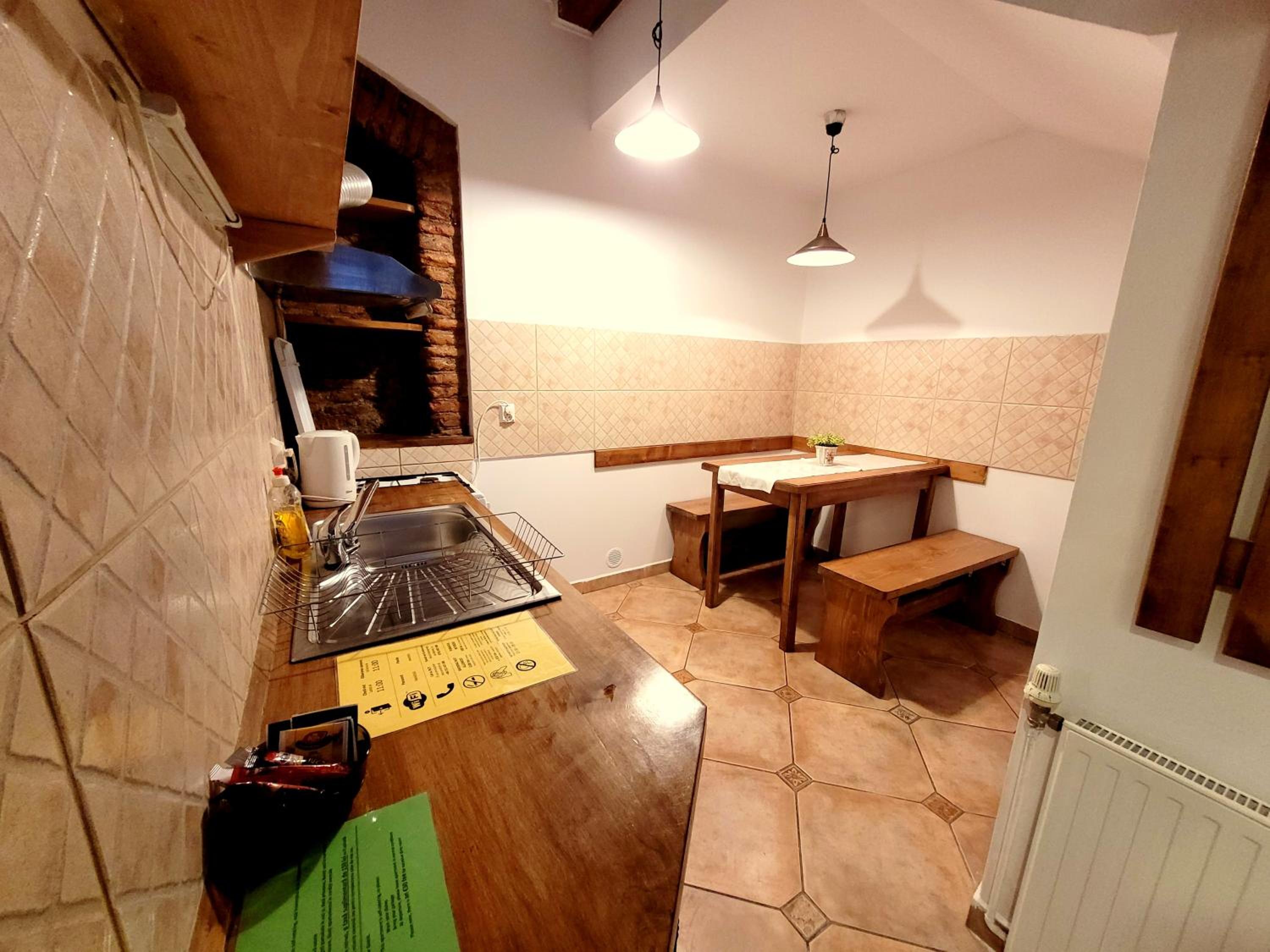Main Square Apartments & More