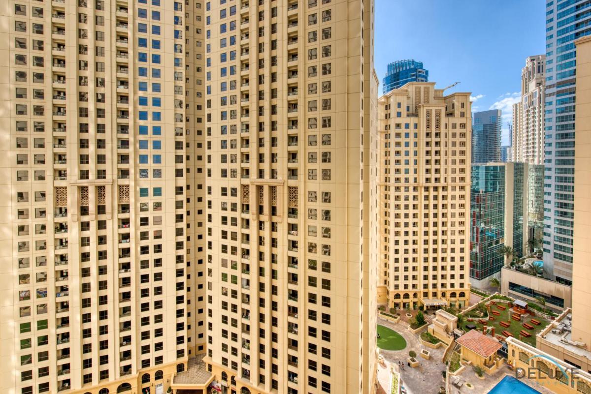 Immaculate 3BR at Sadaf 5 JBR by Deluxe Holiday Homes