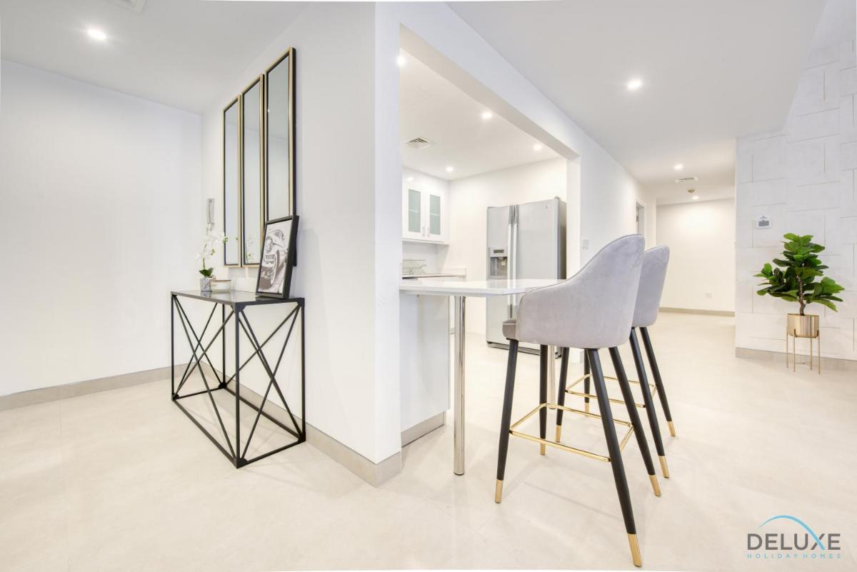 Immaculate 3BR at Sadaf 5 JBR by Deluxe Holiday Homes