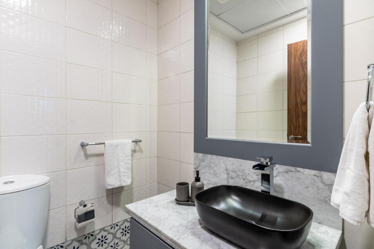 The Smart Concierge - Executive Tower