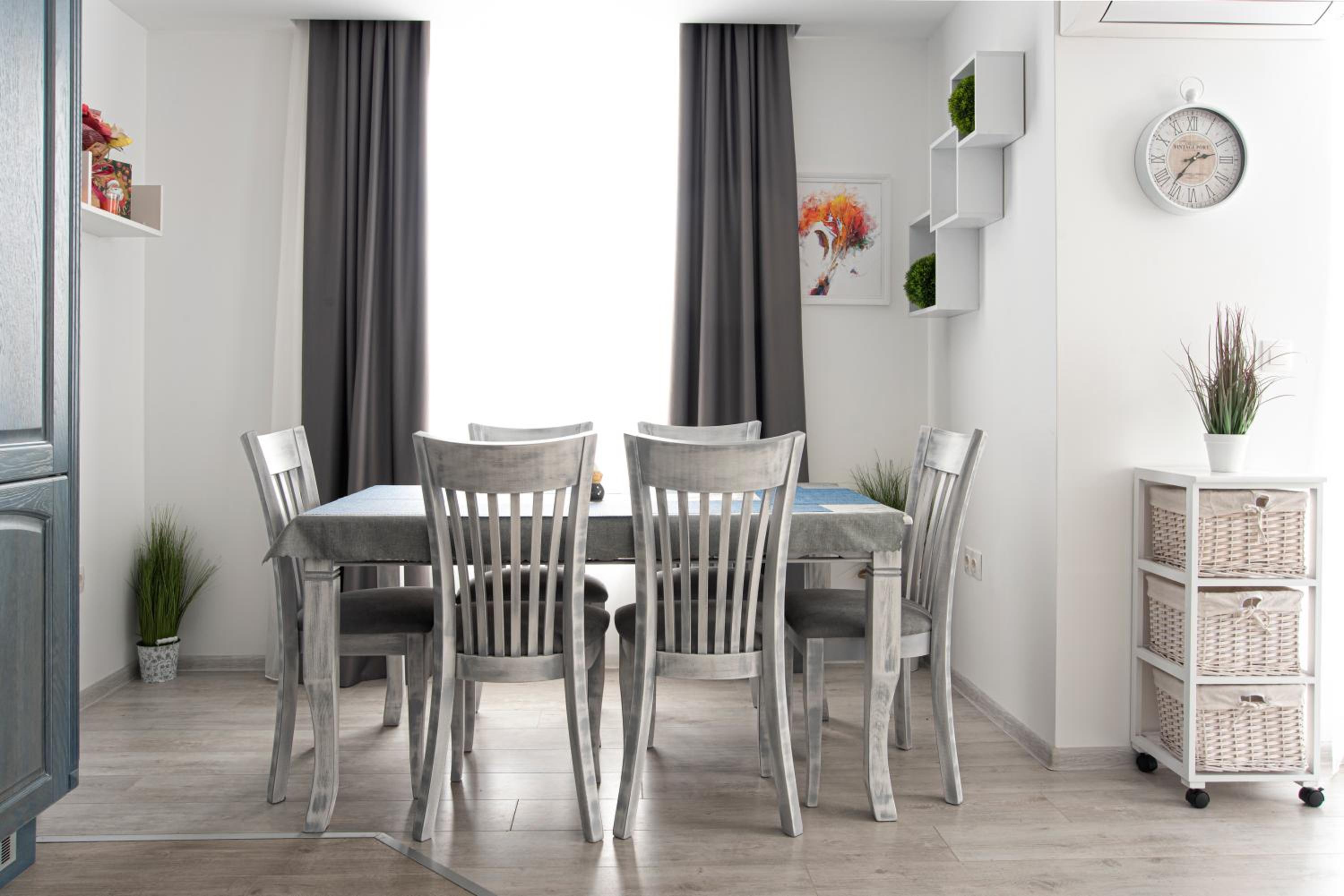 Sunny & Stylish Brand new 2bdr Apartment + Parking view 5