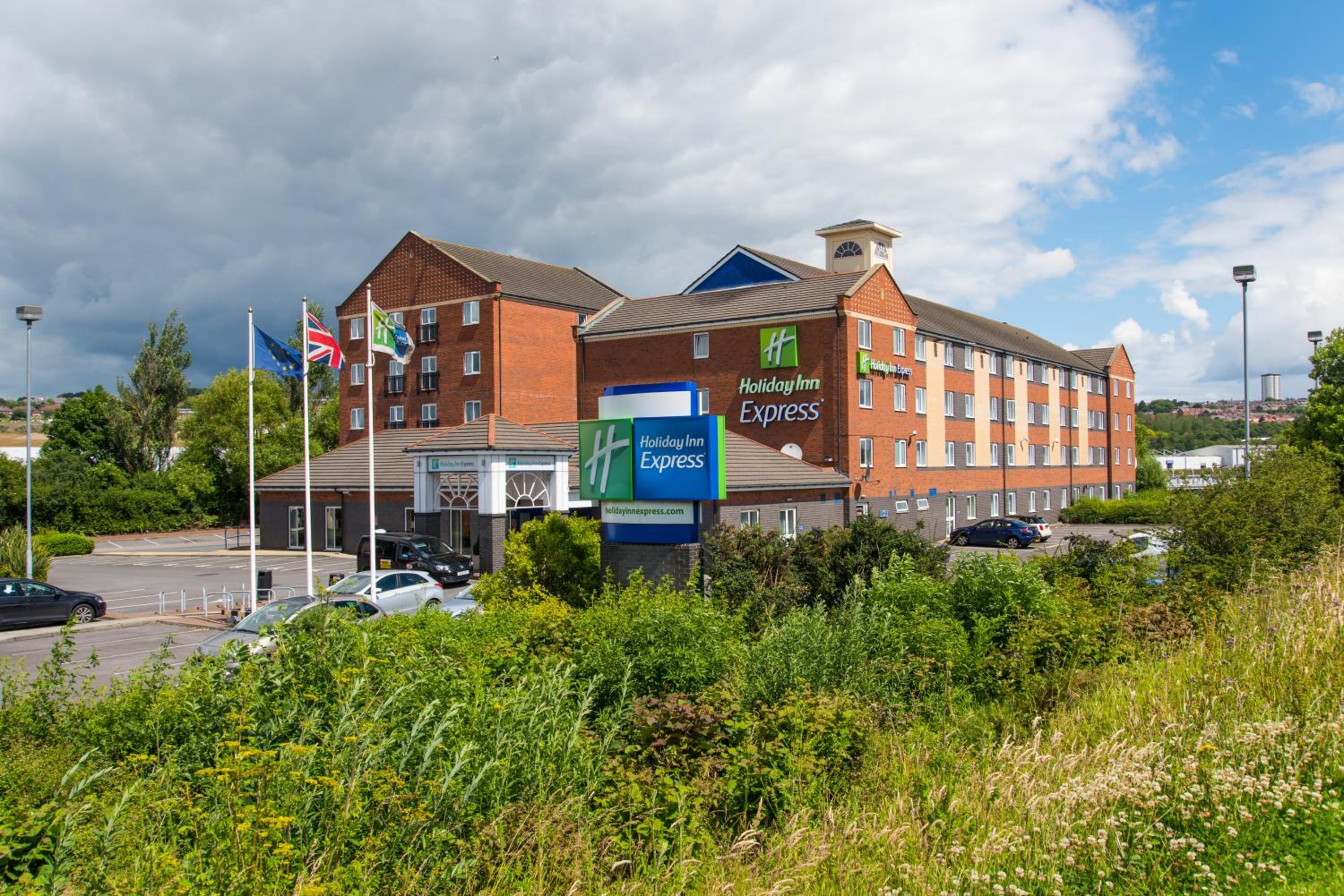 Hotel Holiday Inn Express Newcastle Gateshead, an IHG Hotel - Image 1