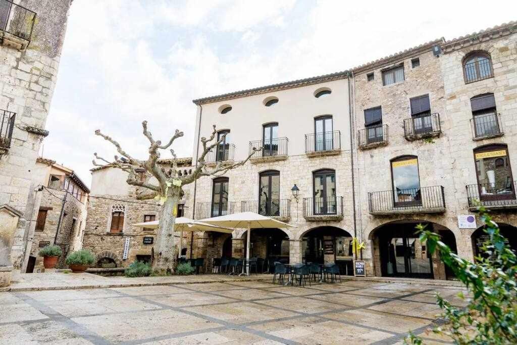 Can Cintet 1- Apartamento en la plaza de Besalú view 2