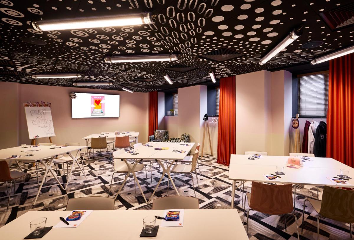 meeting room