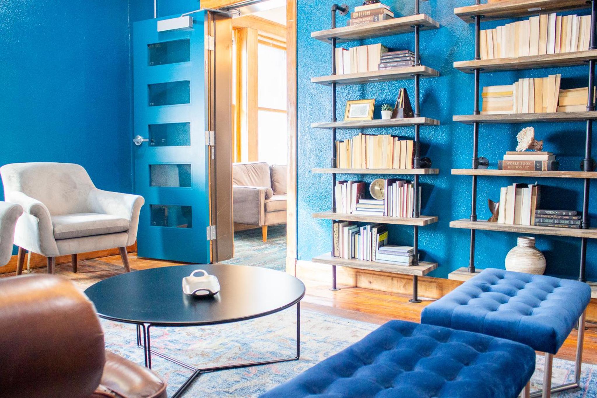 11th Avenue Hostel