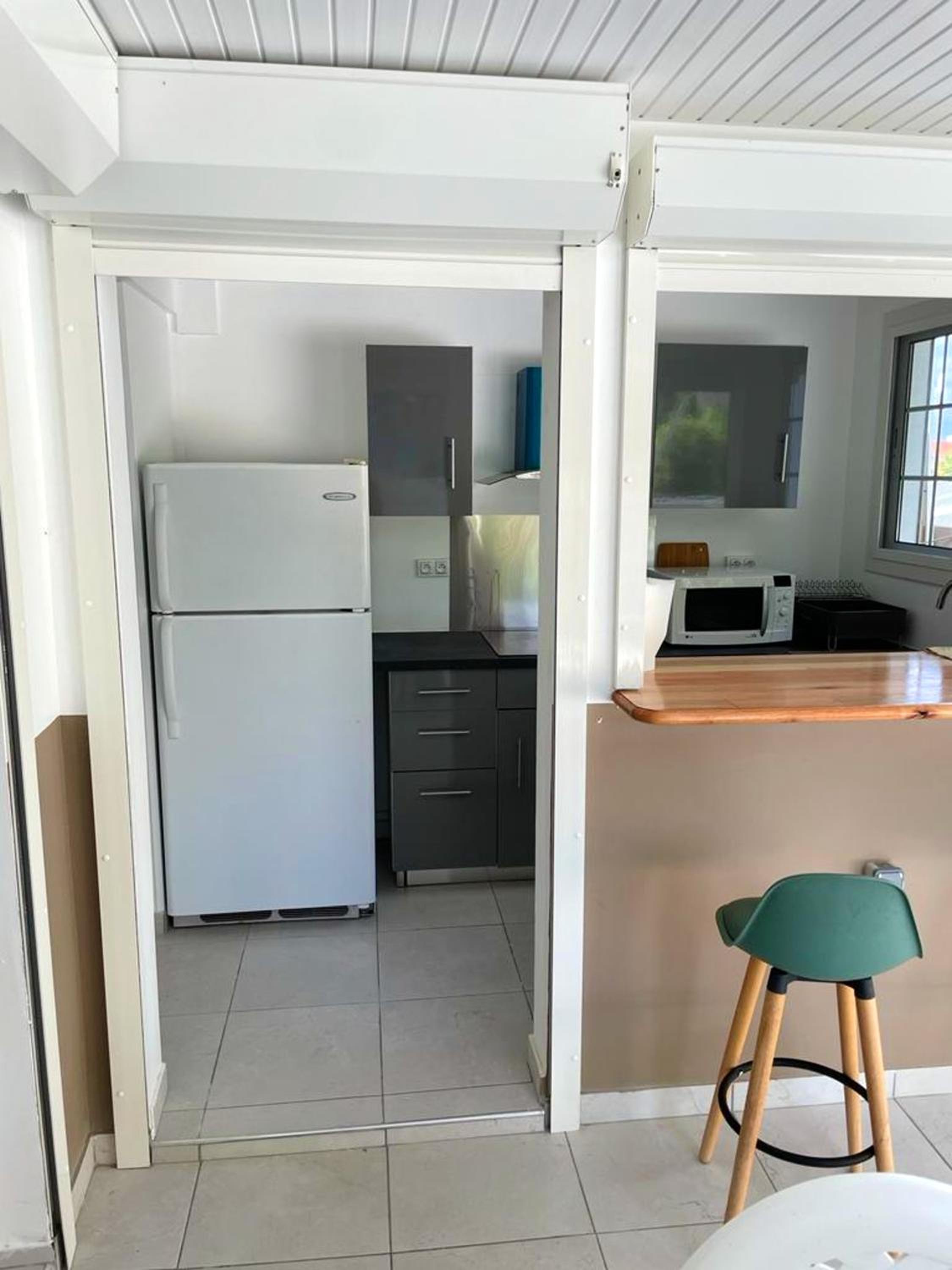 Appartement avec vue à Fort-de-France 30 m² et piscine partagée view 5