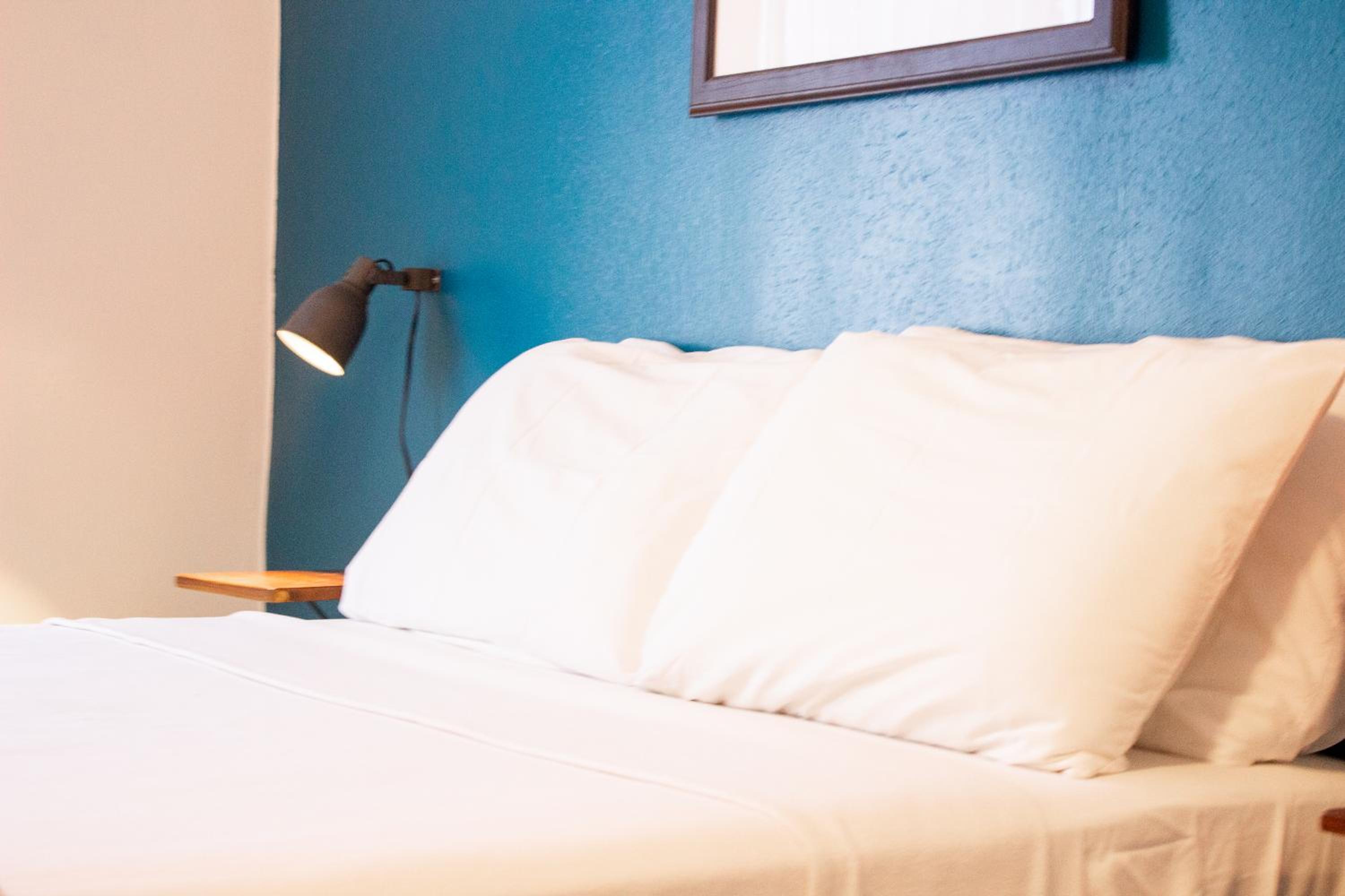 11th Avenue Hostel