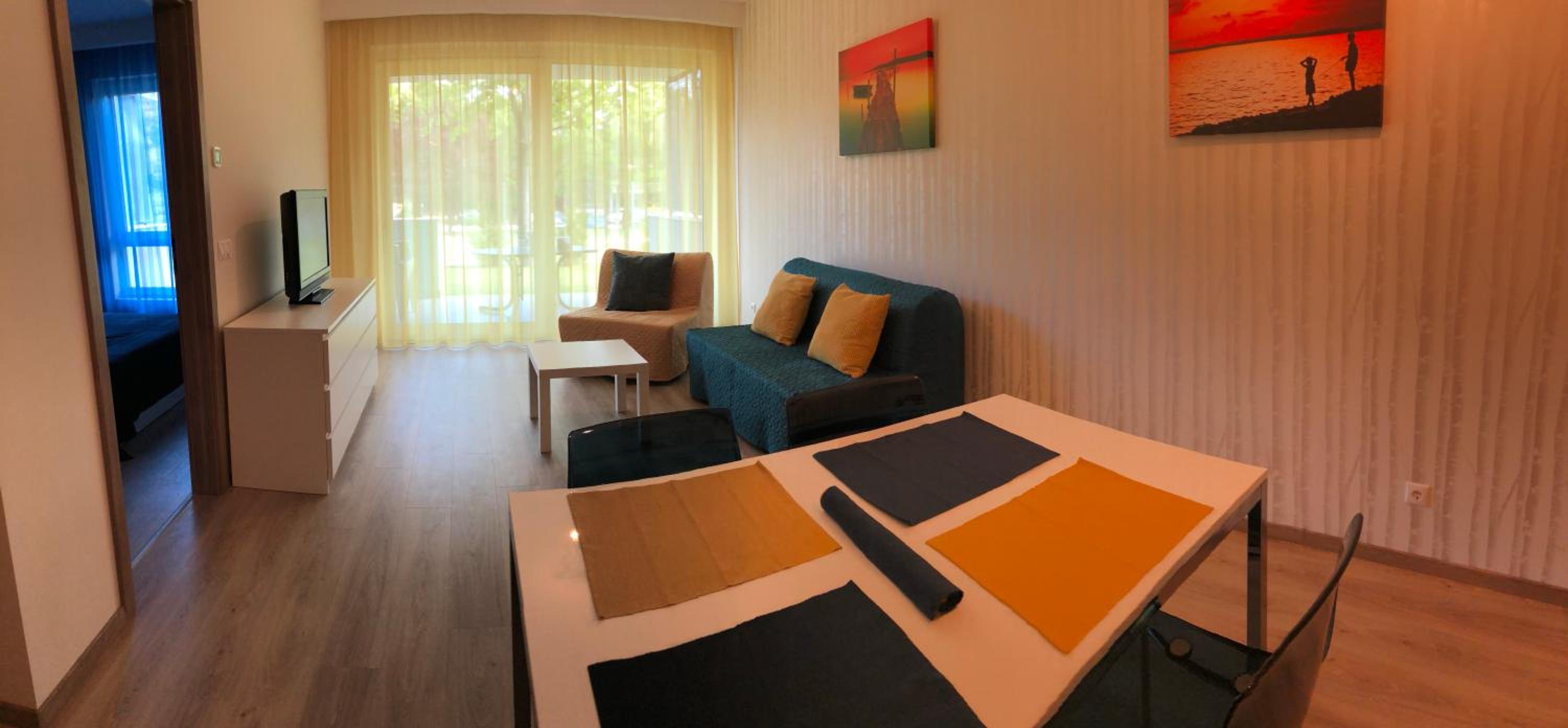 BeHouse@Lake view 2