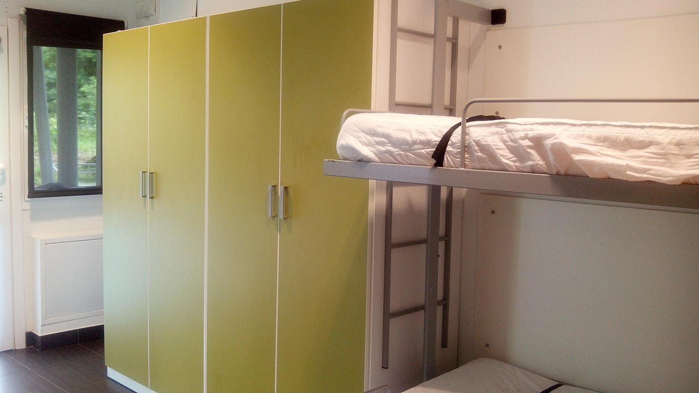 Albergue/Auberge ULIA Youth Hostel