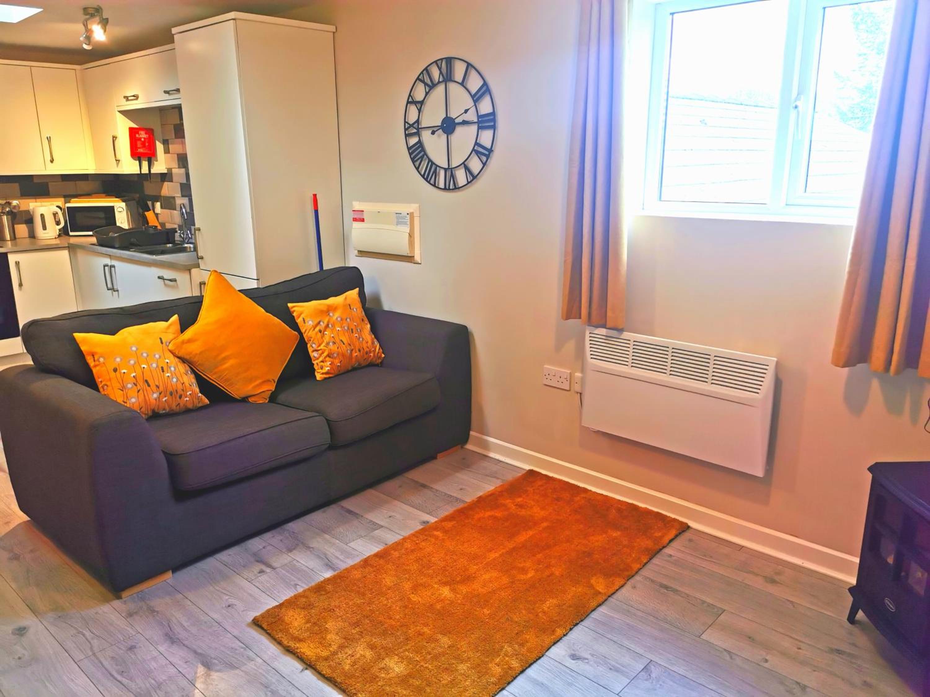 Sunflower Apartment, recently renovated stylish dog-friendly two bedroom apartment near Tenby with outdoor space view 3