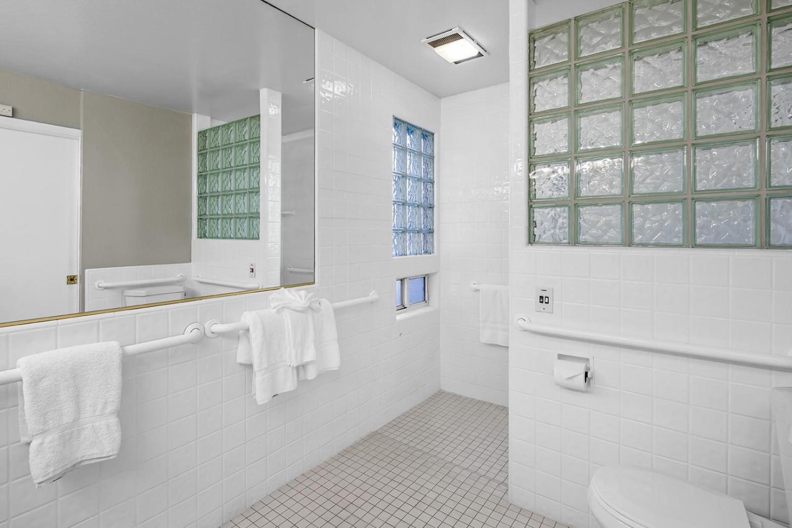 The Inn at Boatworks, Lake Tahoe - Property Image 17