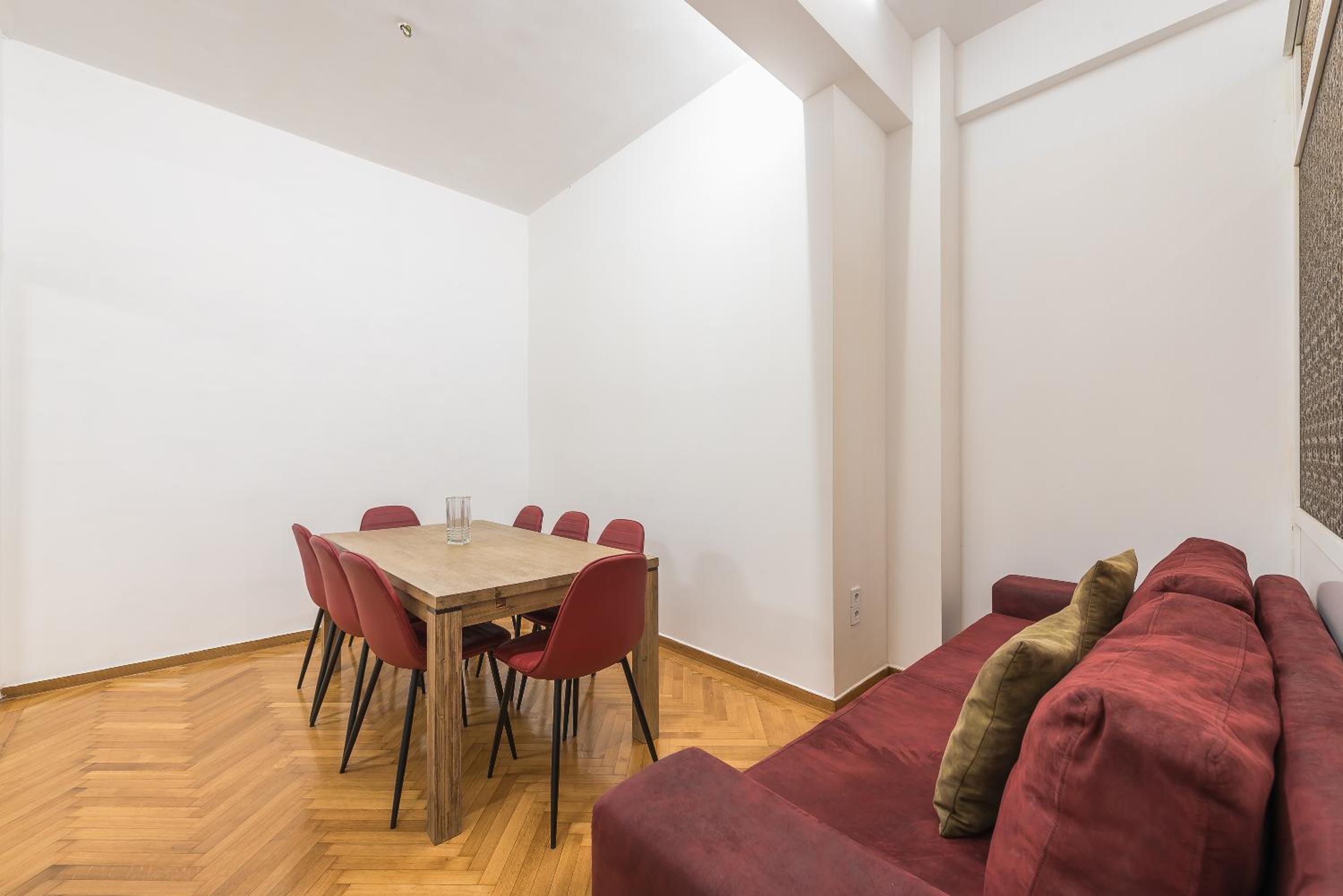Victoria Prestige Suites Apartments