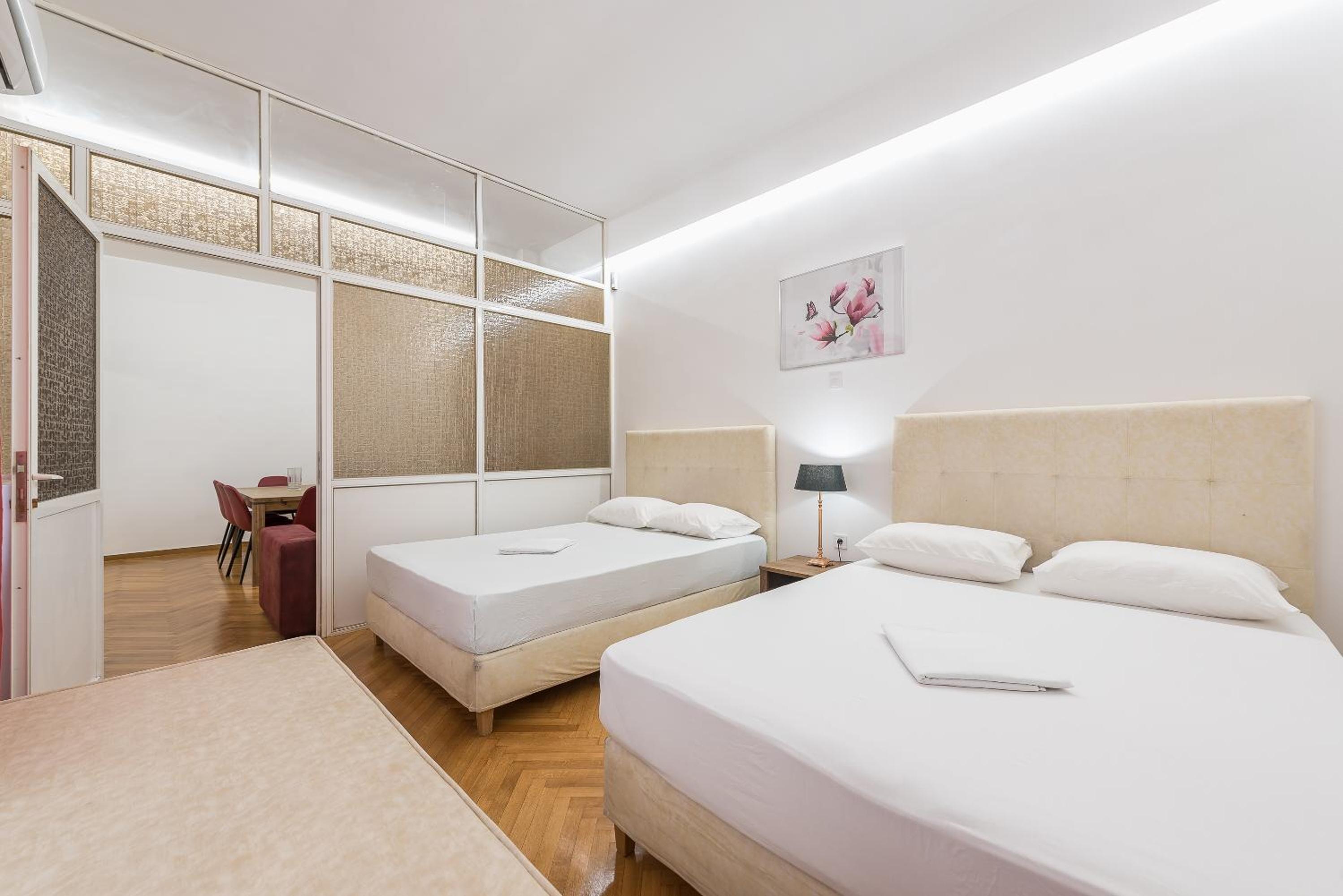Victoria Prestige Suites Apartments