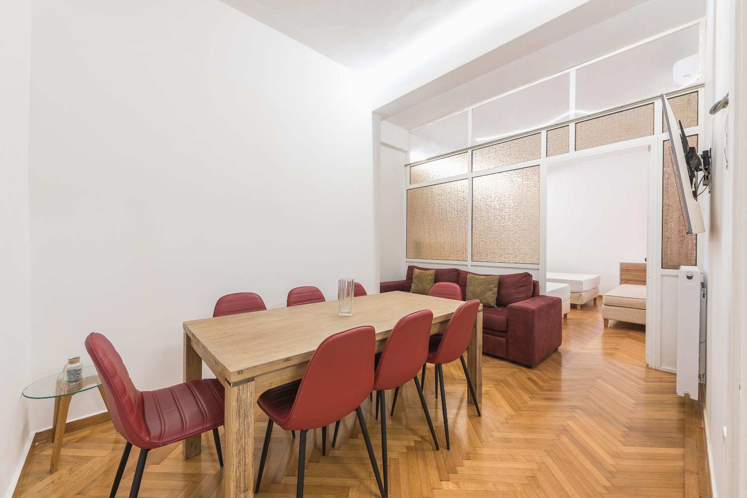 Victoria Prestige Suites Apartments