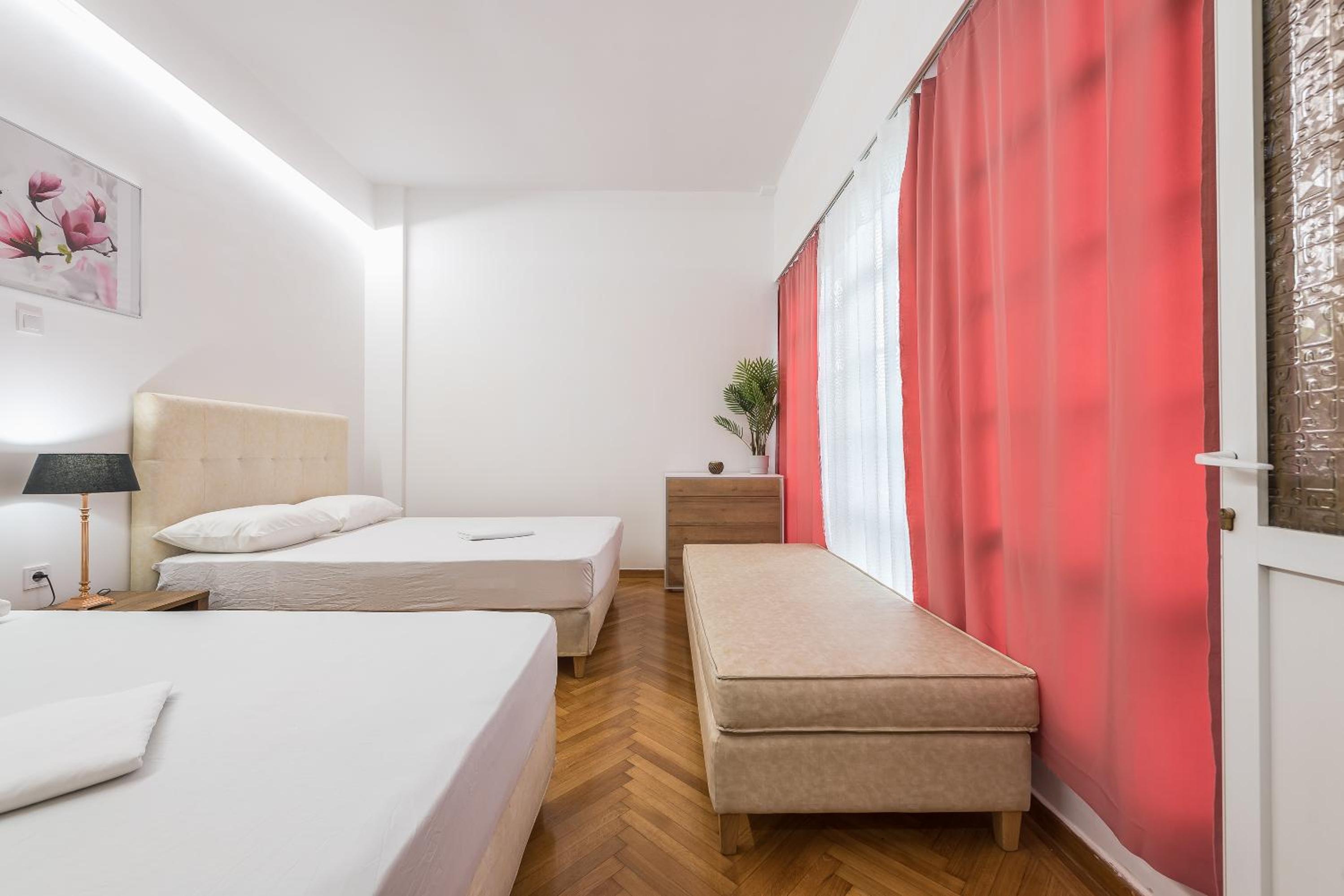 Victoria Prestige Suites Apartments