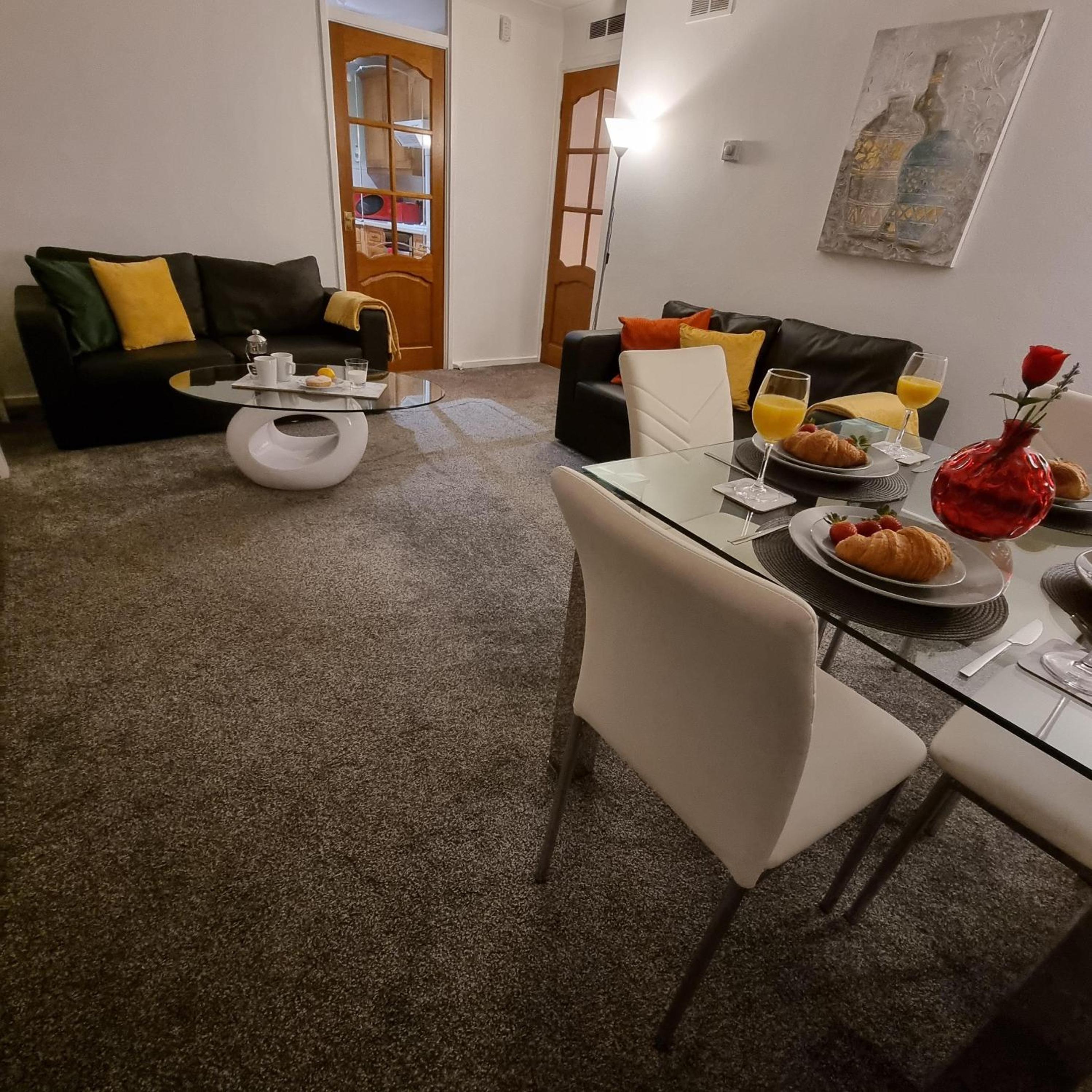 PREMIER - Whifflet Apartment view 2