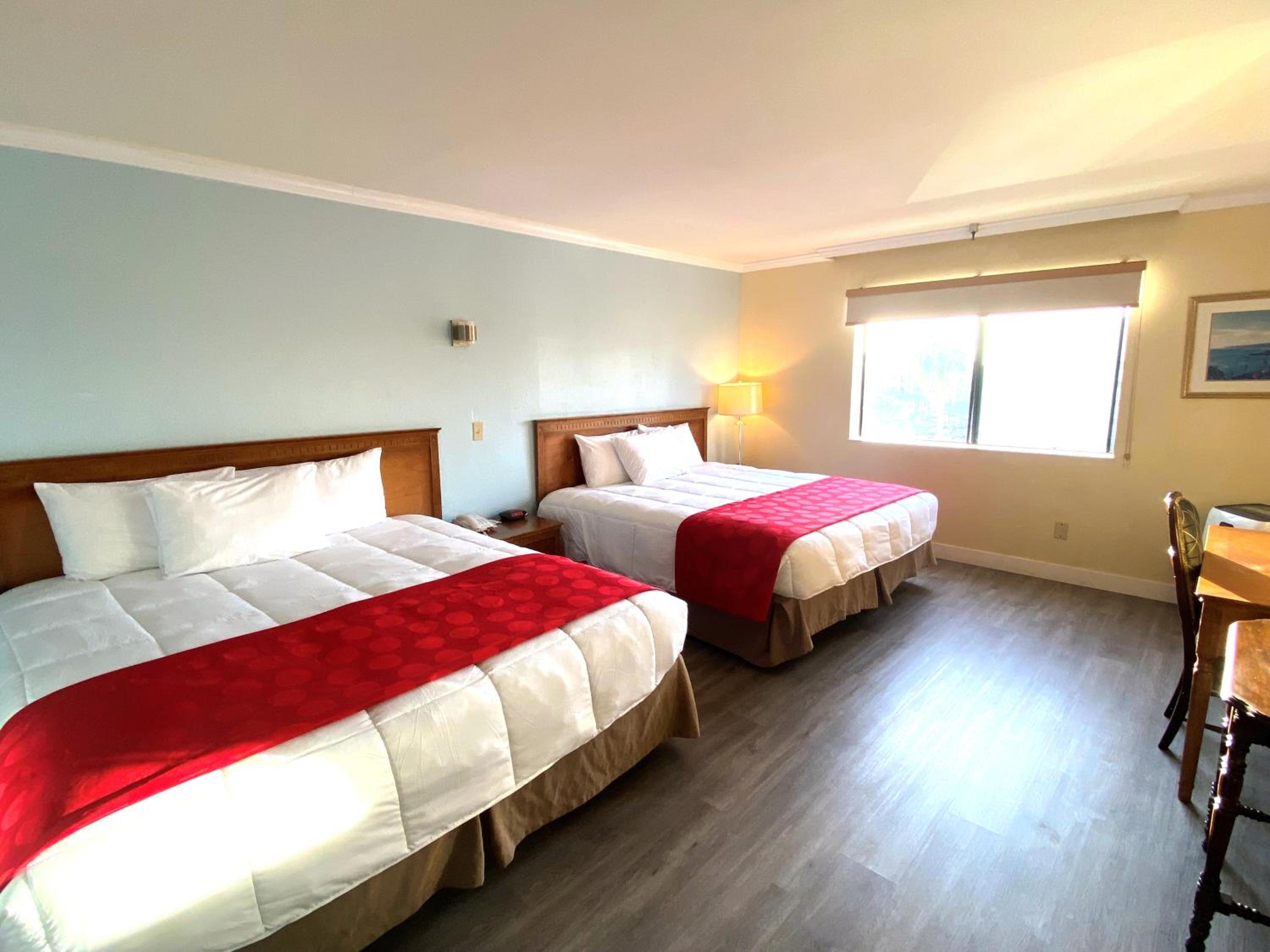 Ramada by Wyndham Los Angeles/Wilshire Center
