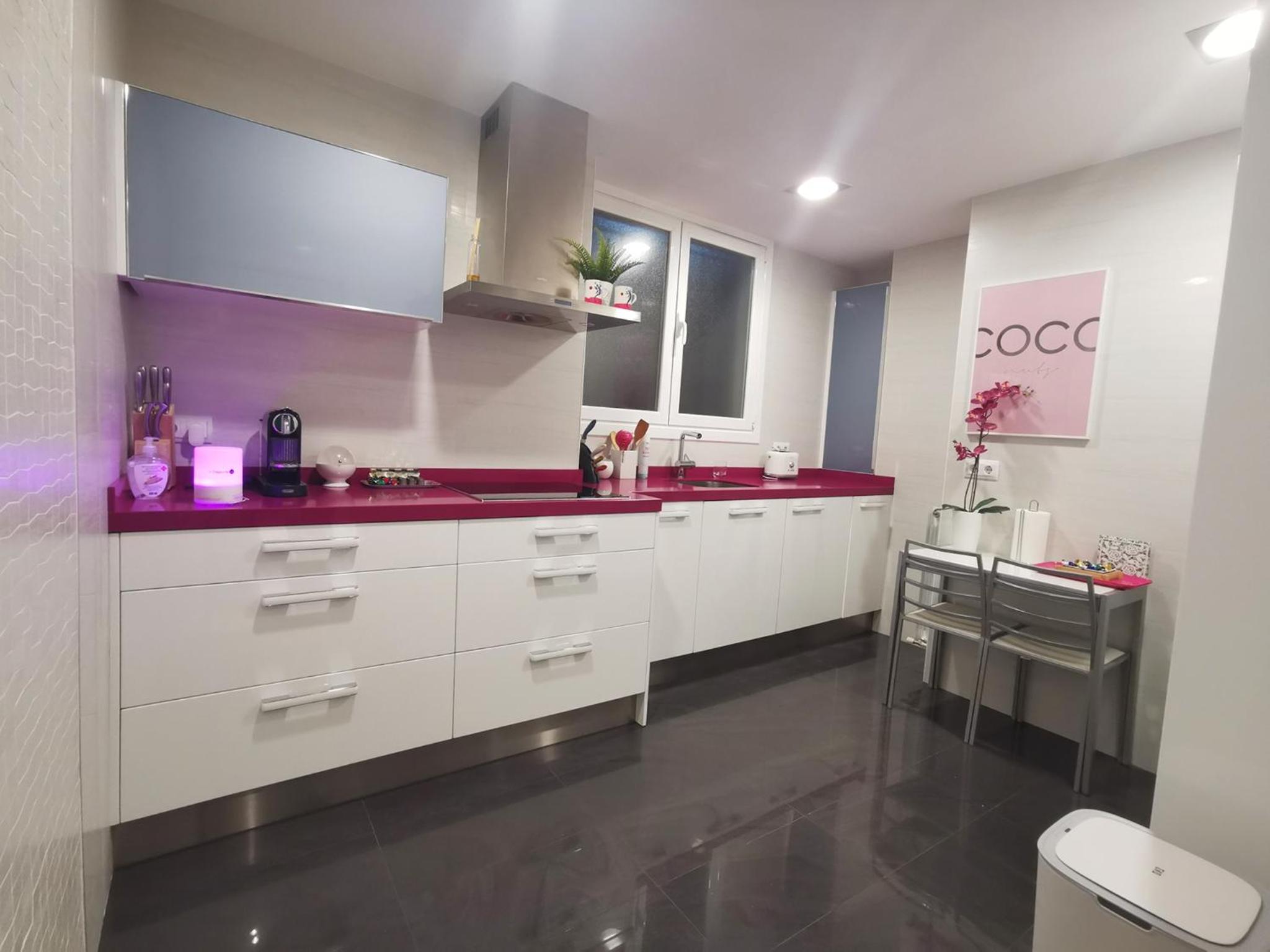 Turquesa :) Parking and Wifi