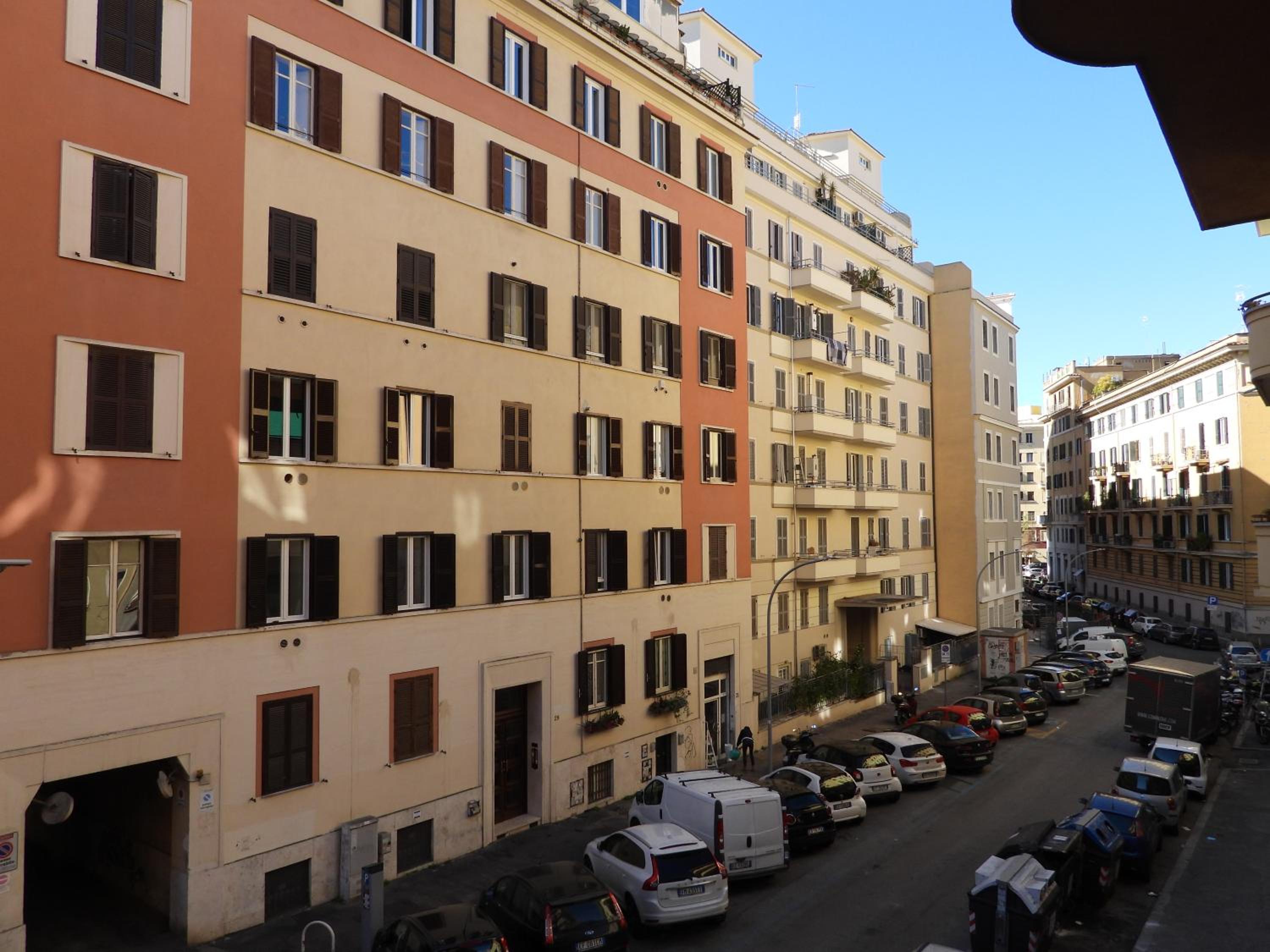 My Enchanting Roman Holiday