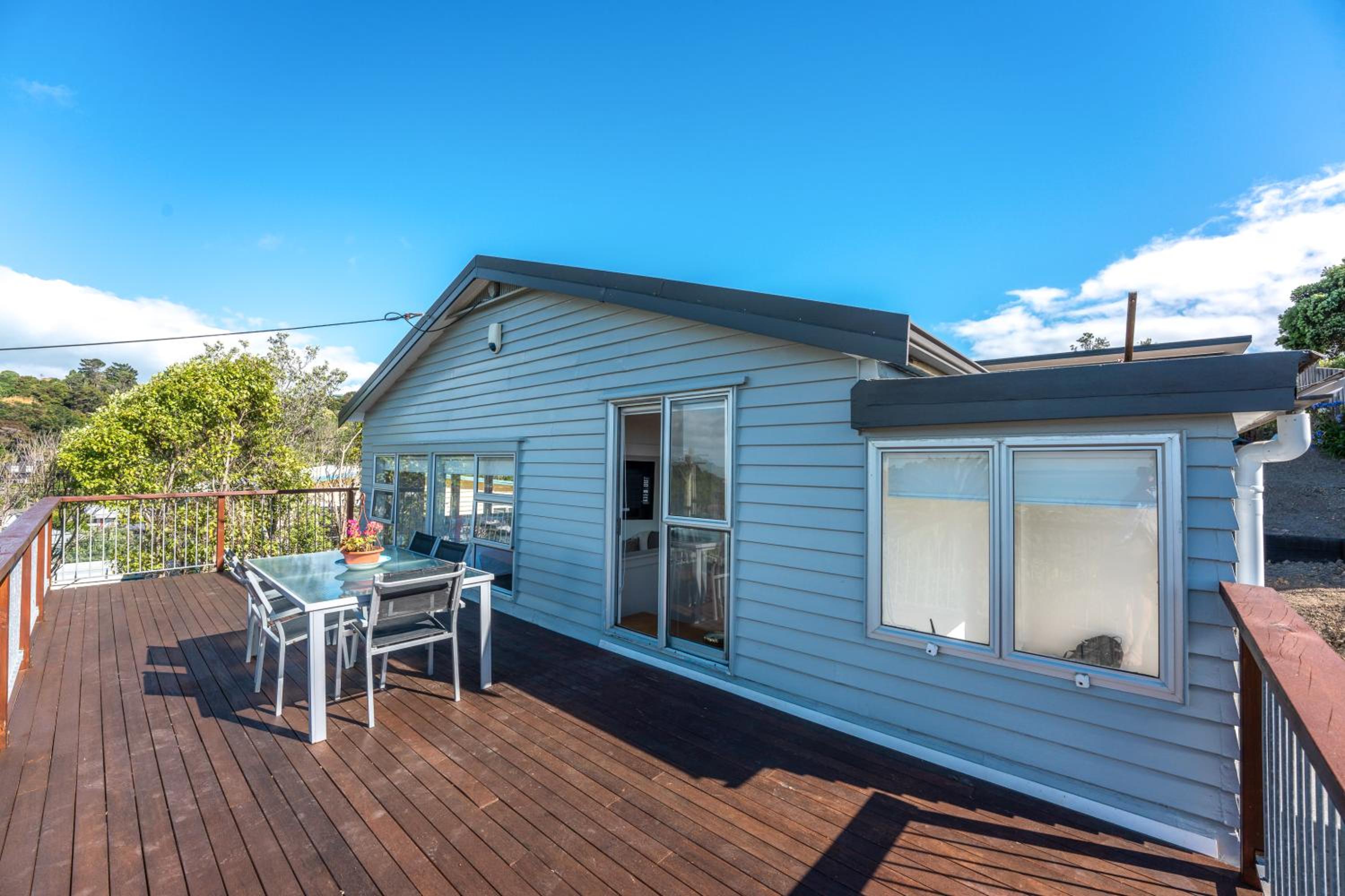 Marama Cottages with ocean views view 4