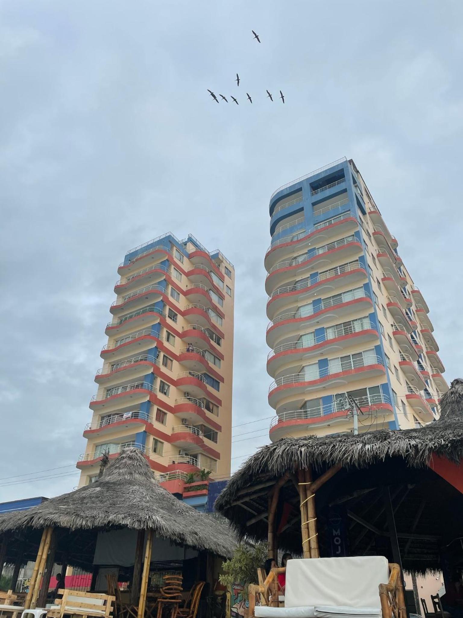 Apartamento en Atacames con vista al mar view 3