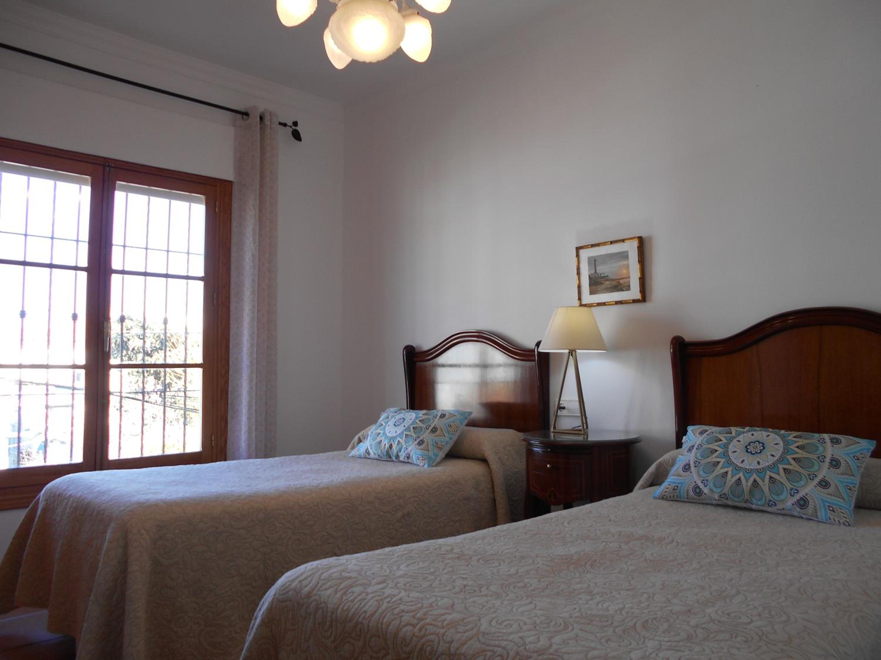 Penthouse on the Costa de la Luz, Air conditioning, beach 300 meters away view 3
