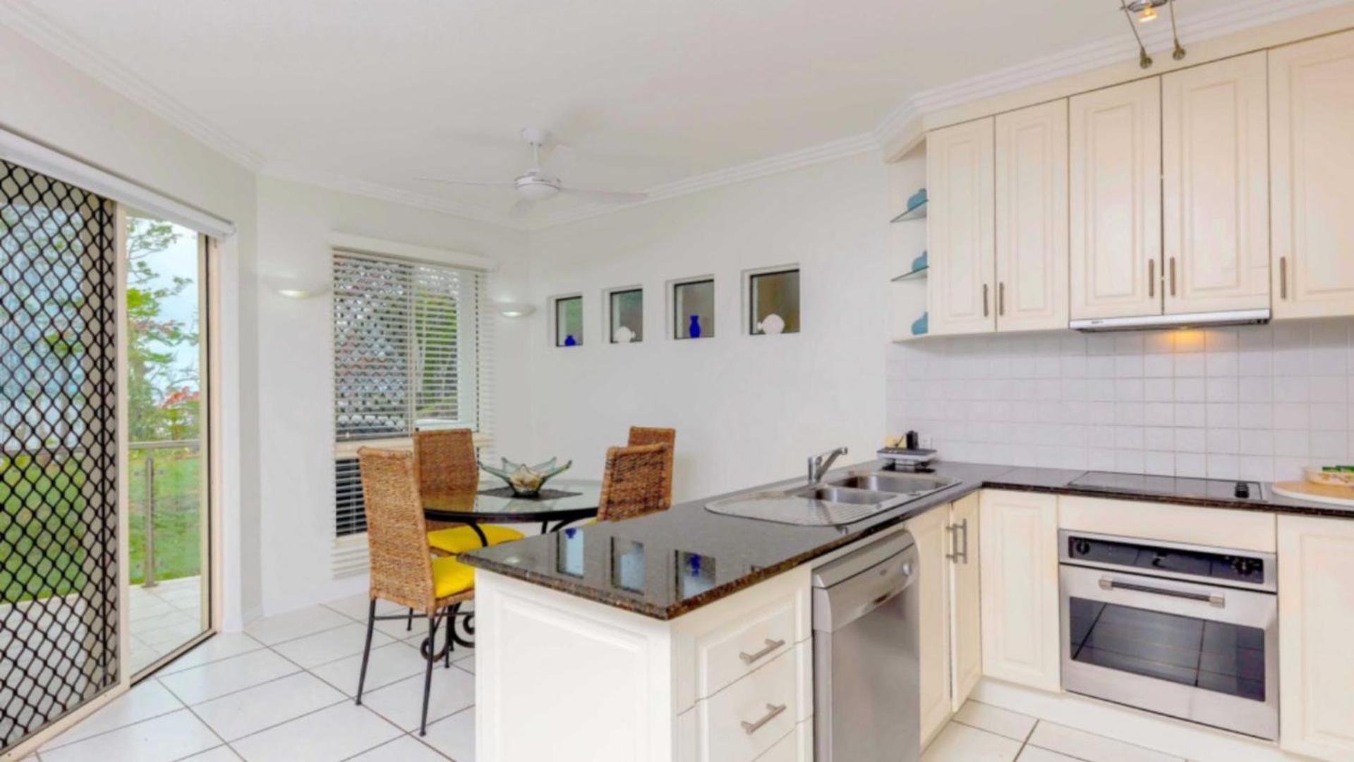 Trinity Beach Vacations - The Summit - Trinity Beach - Ocean Views !! - Property Image 4