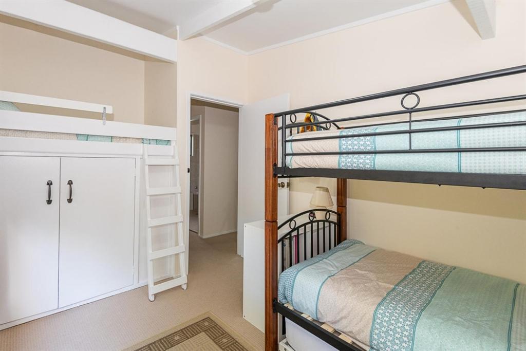 Seabreeze on Irene - Batehaven Pet friendly