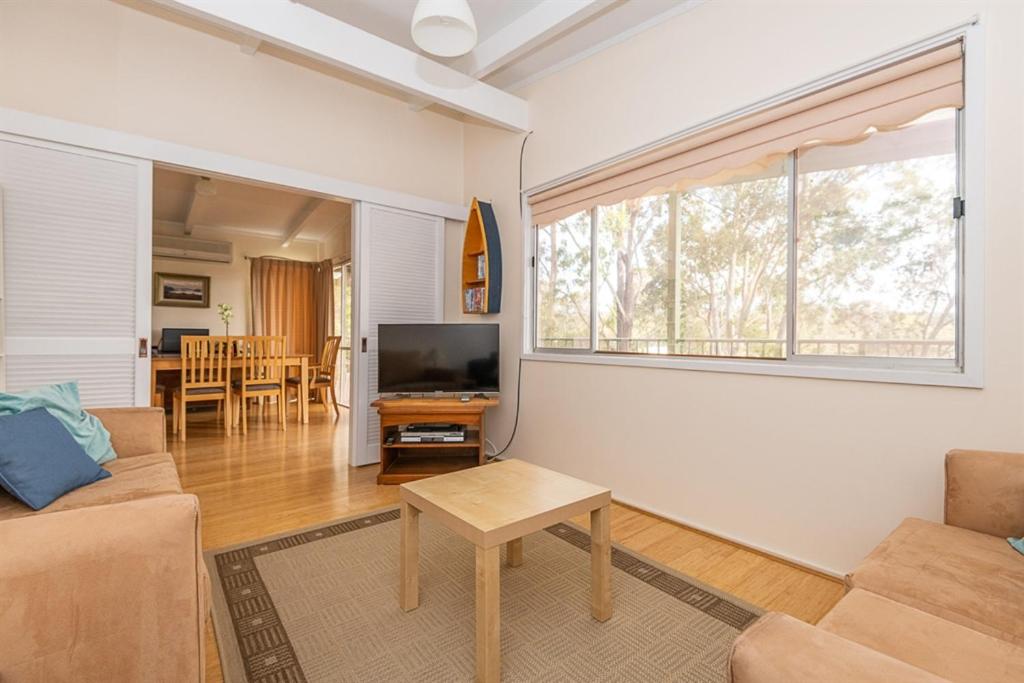 Seabreeze on Irene - Batehaven Pet friendly