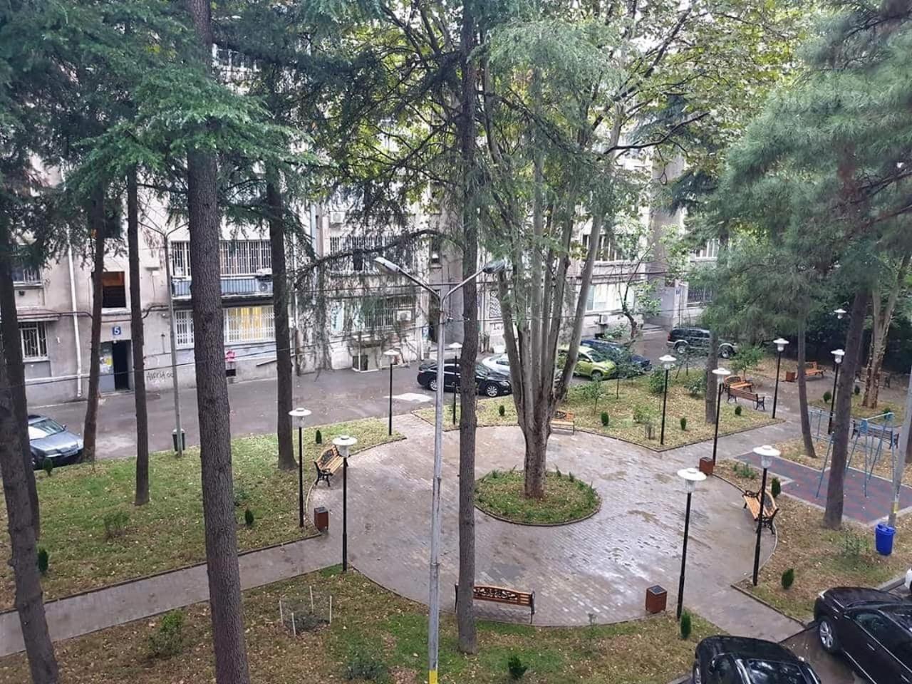 New Apartment Near Holiday Inn
