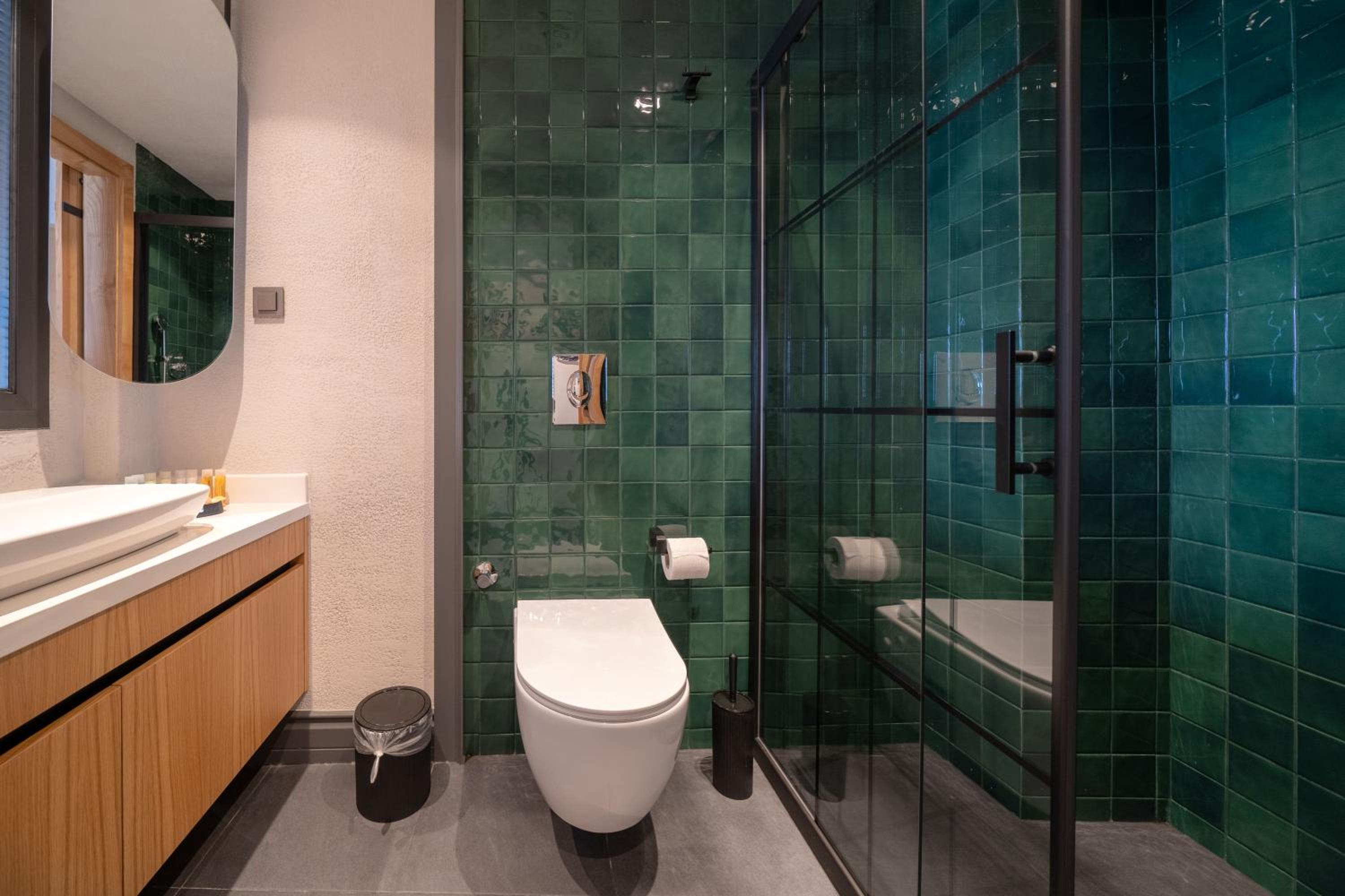 Reddoors Suites Deniz Manzaralı - Image 26