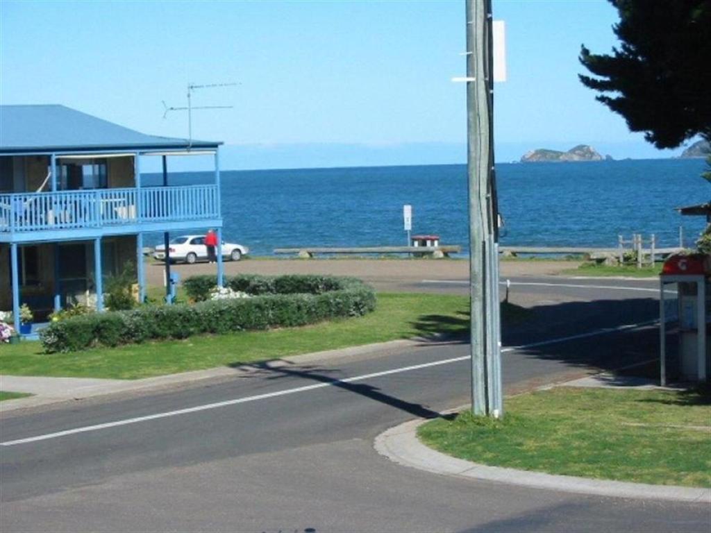 Sandy Place on Long Beach