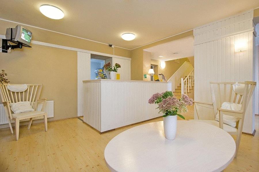 Hotel Kongo Hotel - Image 1