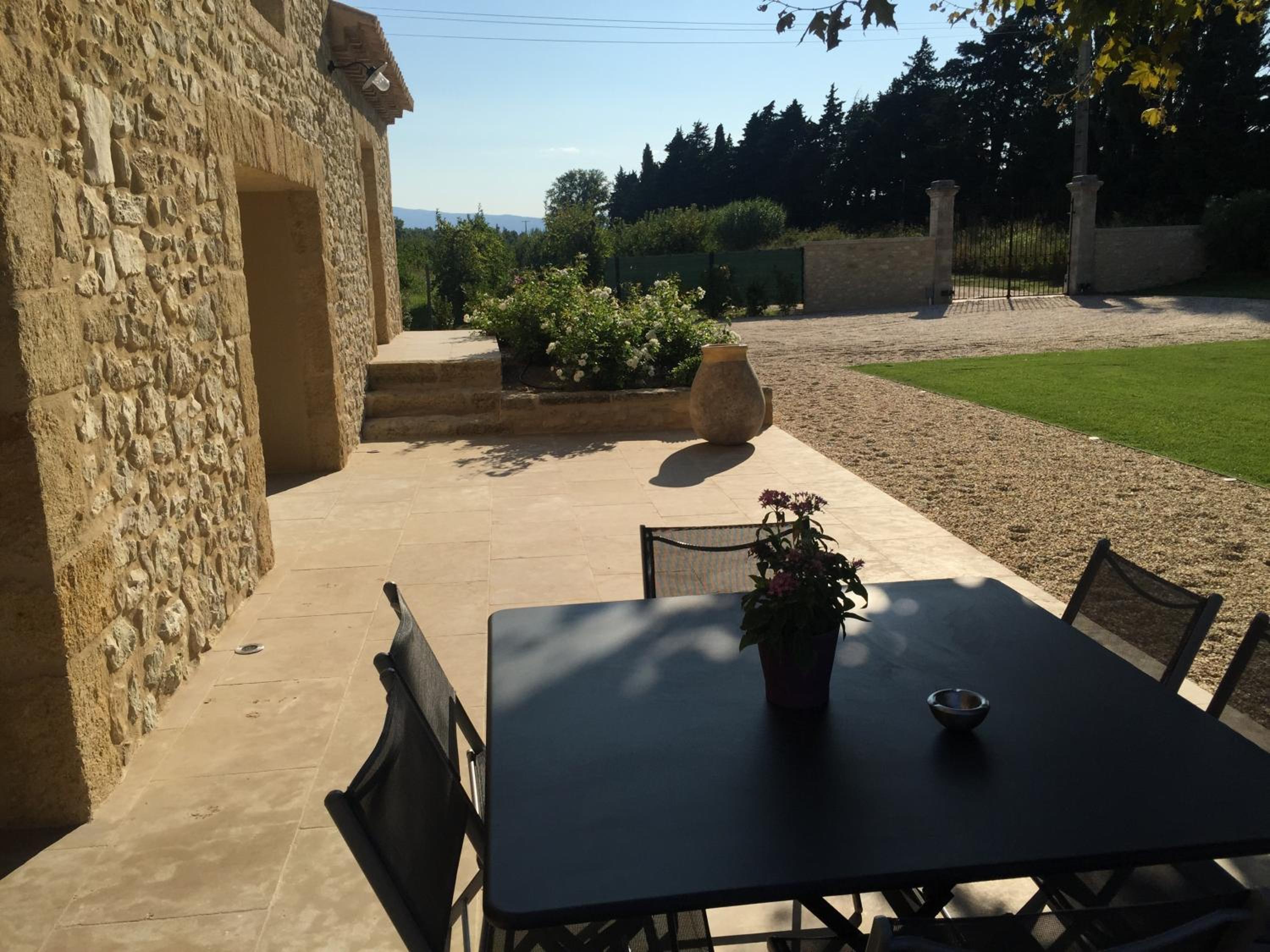 MAS DE CHARME EN PROVENCE — photo 2