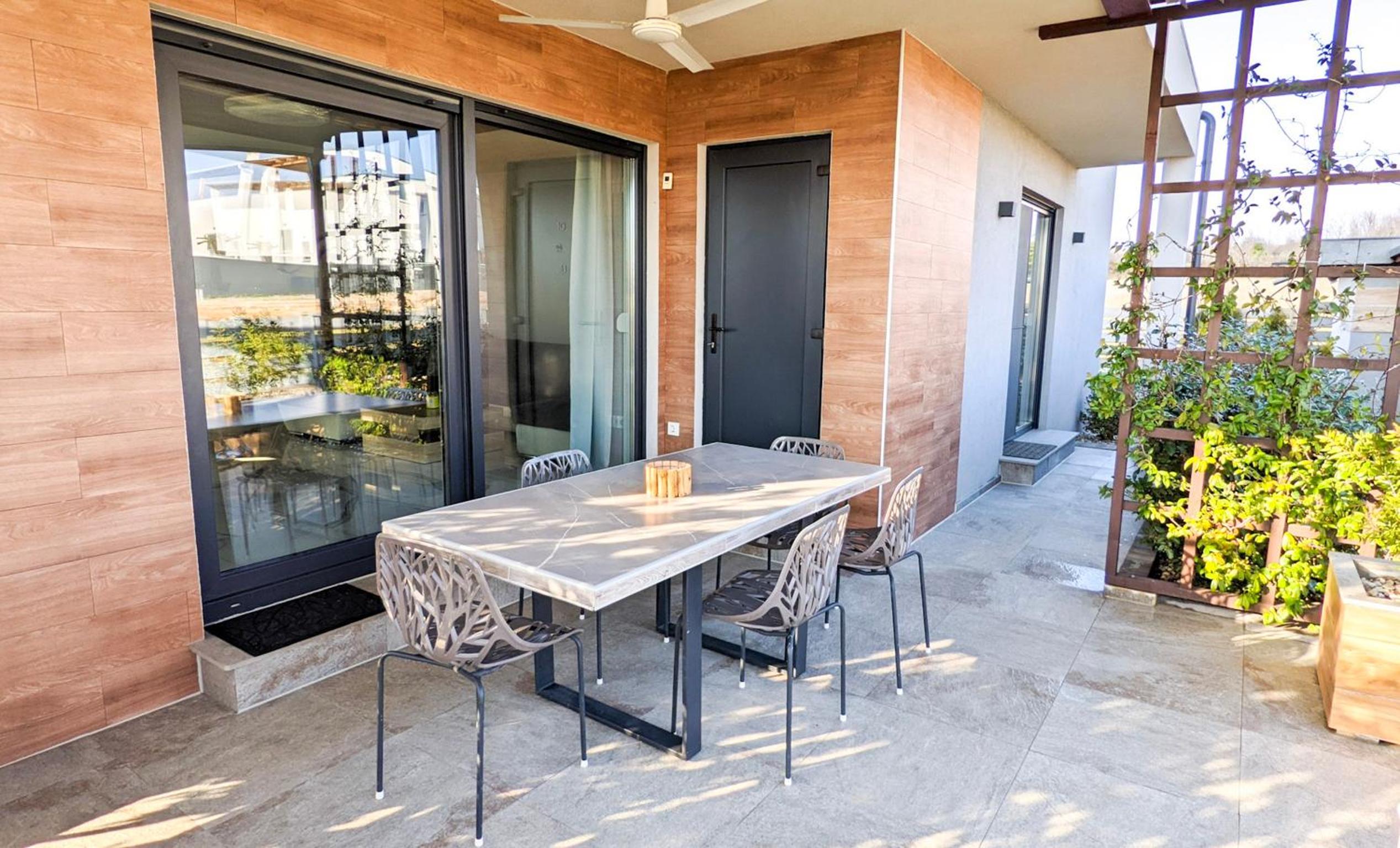 Villa Lily view 5