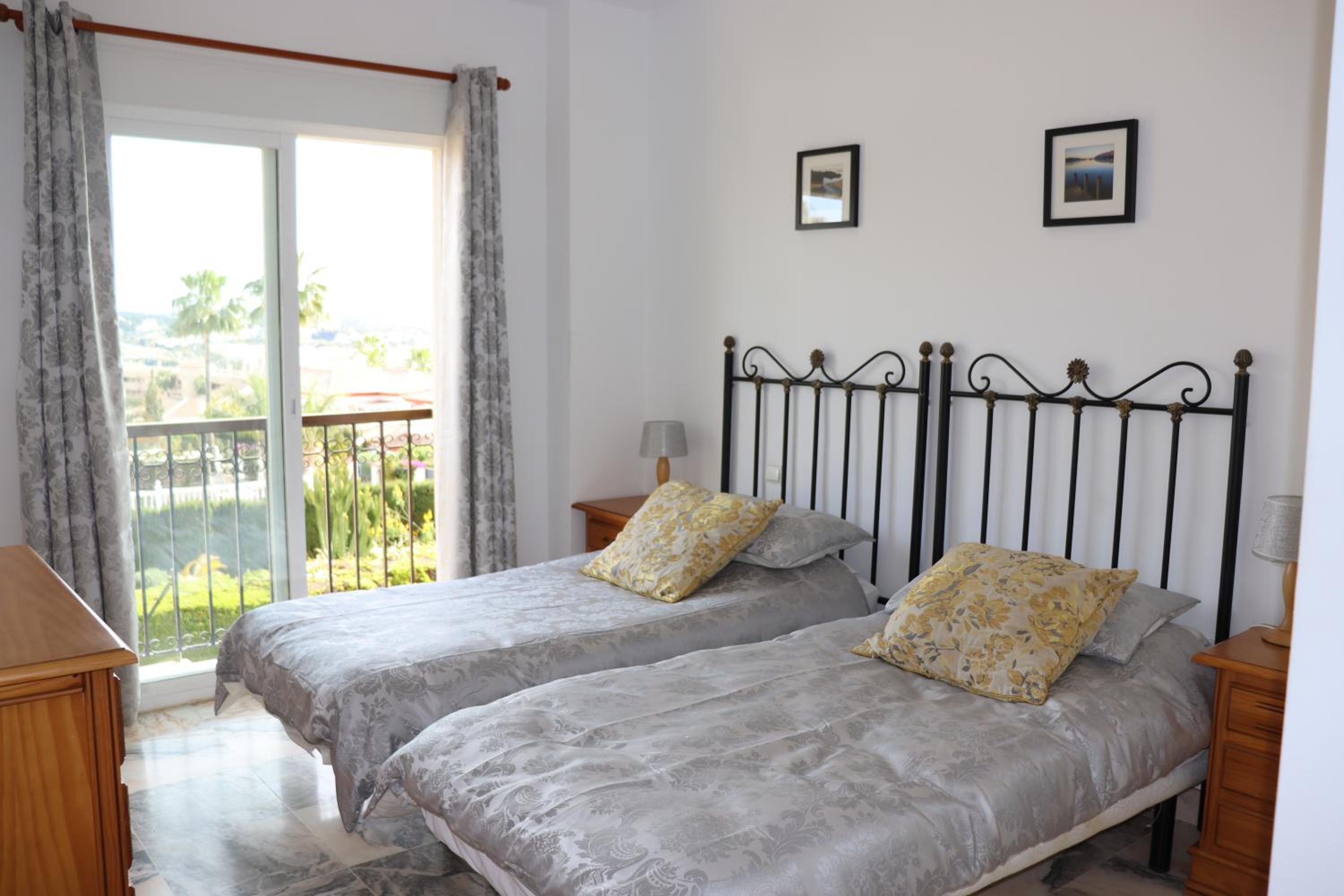 Lets in the Sun - La Cala de Mijas - Apartment with Sea View view 4