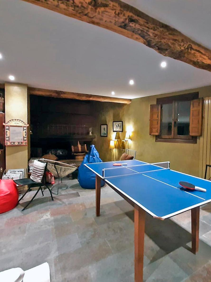 CASA PARISEO con Jacuzzi, Chimenea, BBQ, Bar y mucho más view 5