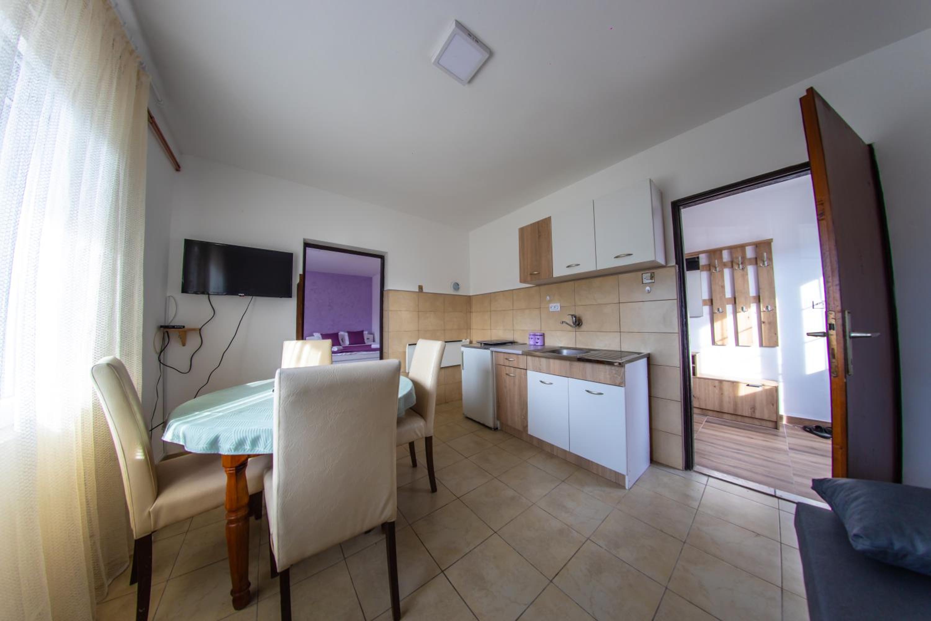 Apartman Kokin Brod view 2
